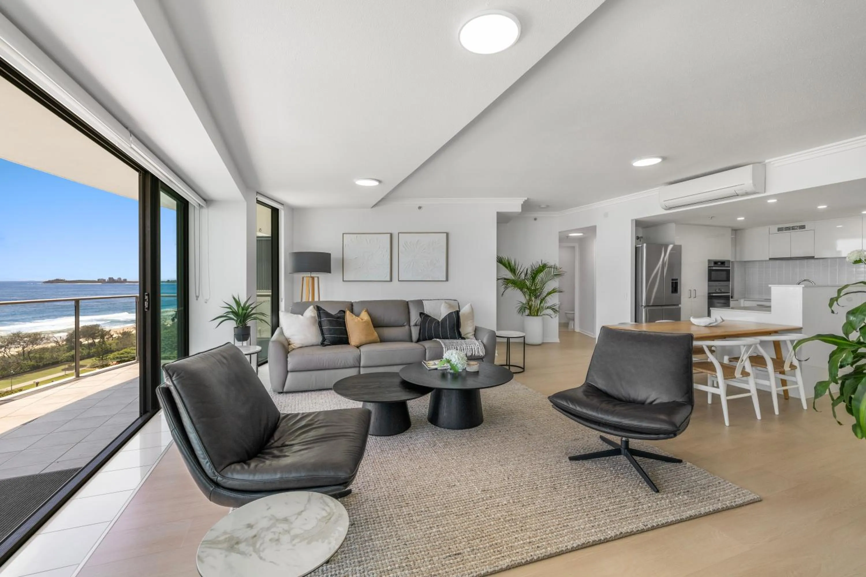 Living room in Beach on Sixth