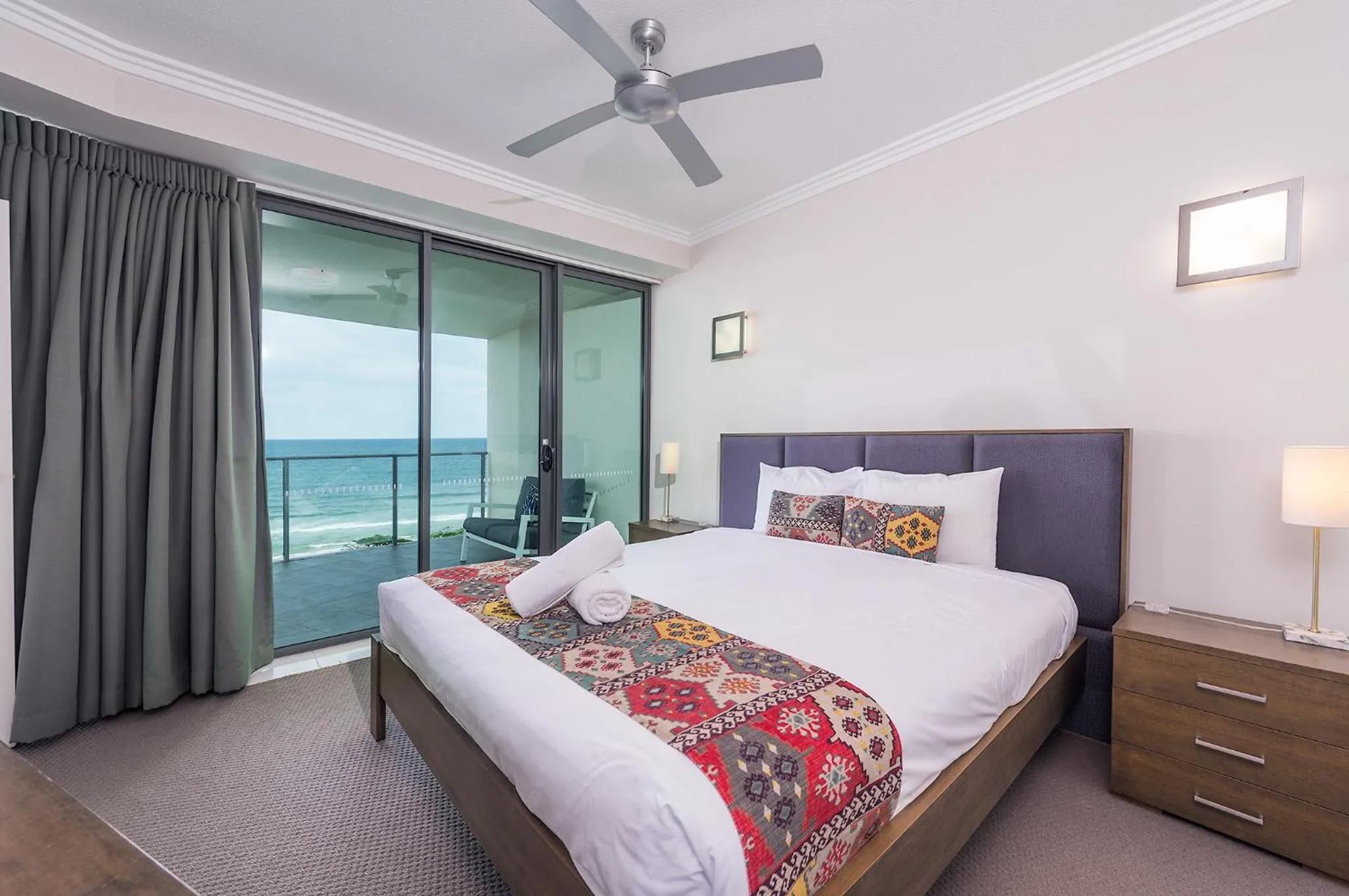 Bed in Beach on Sixth