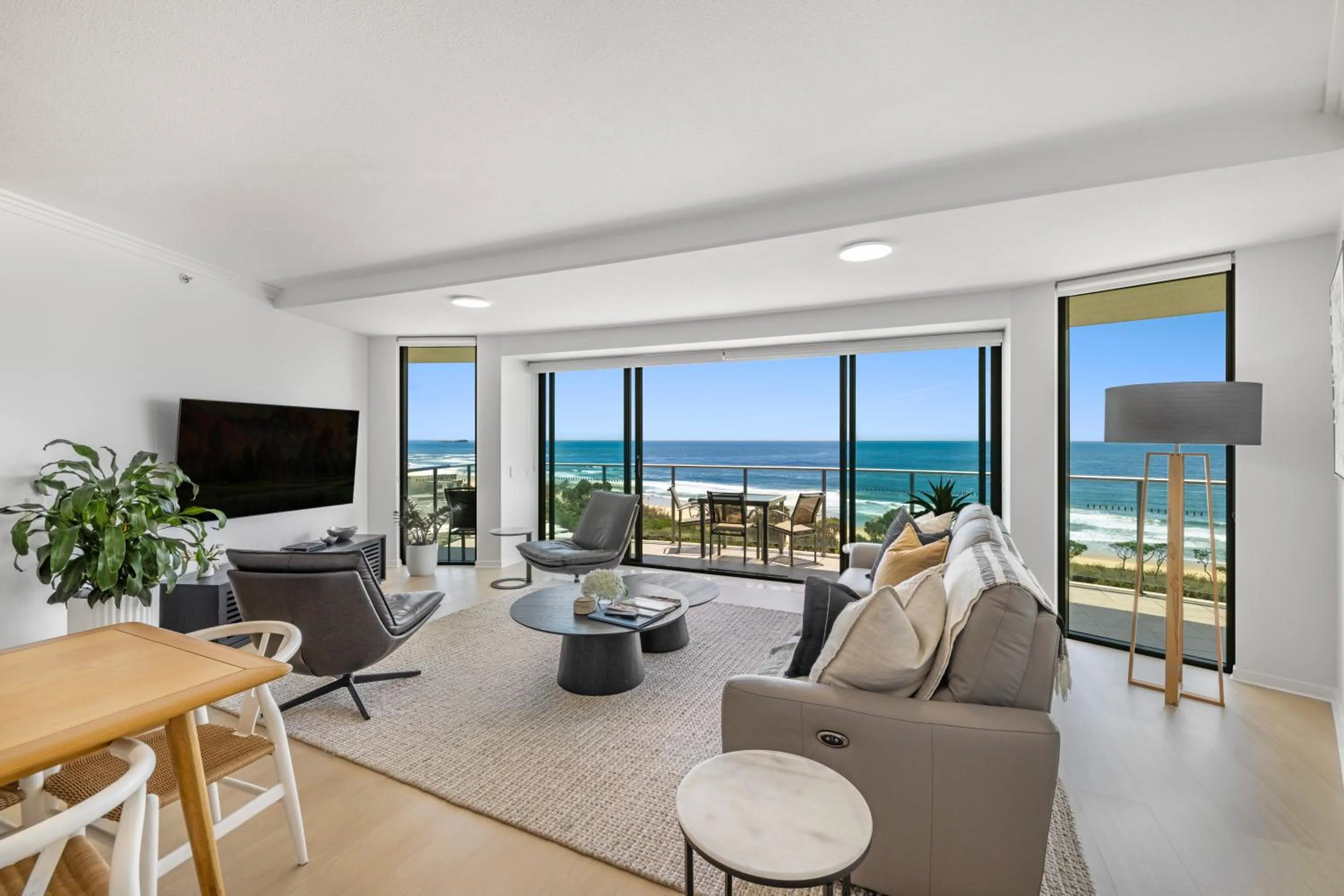 Living room in Beach on Sixth