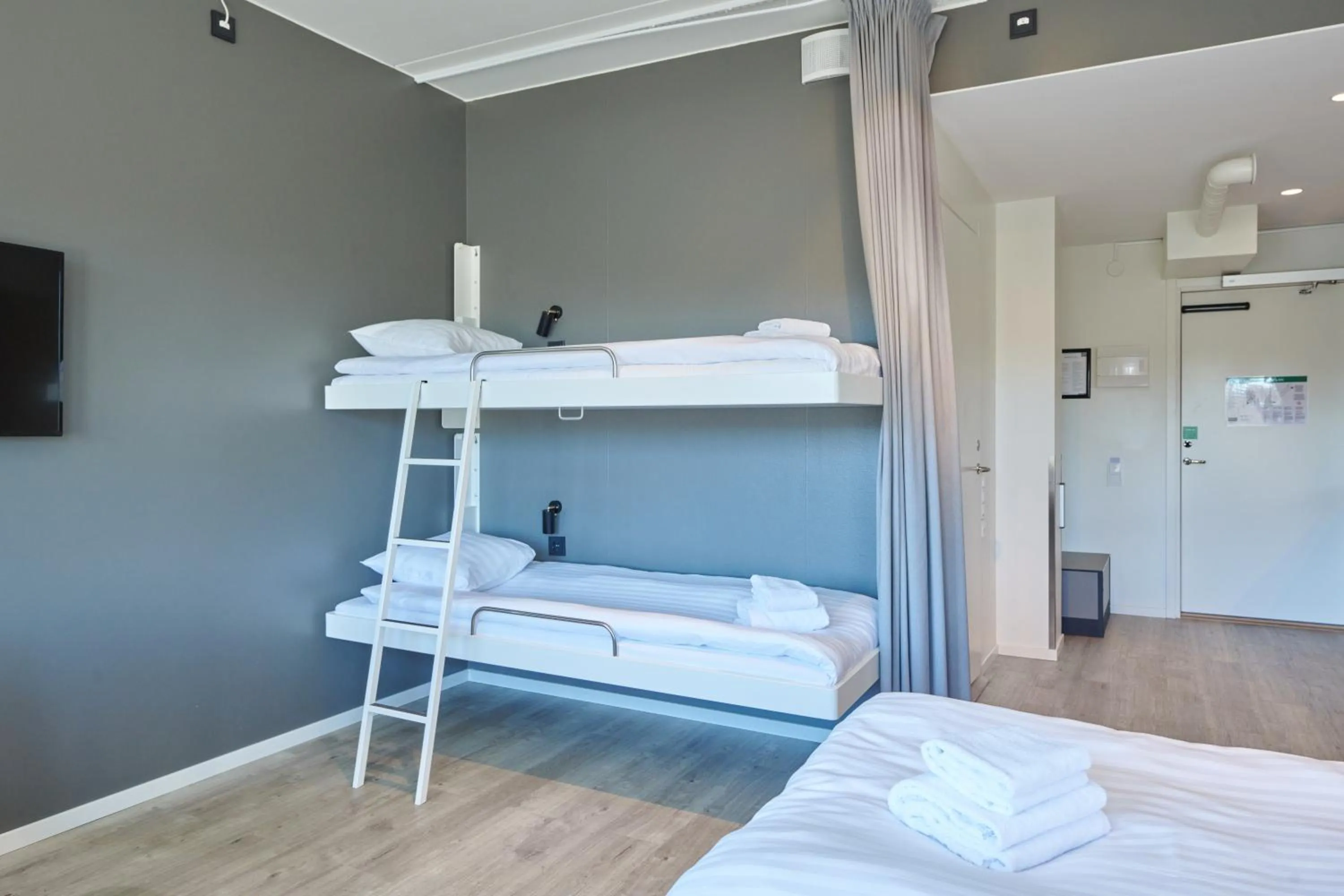 bunk bed, Bed in First Hotel Stockholm North