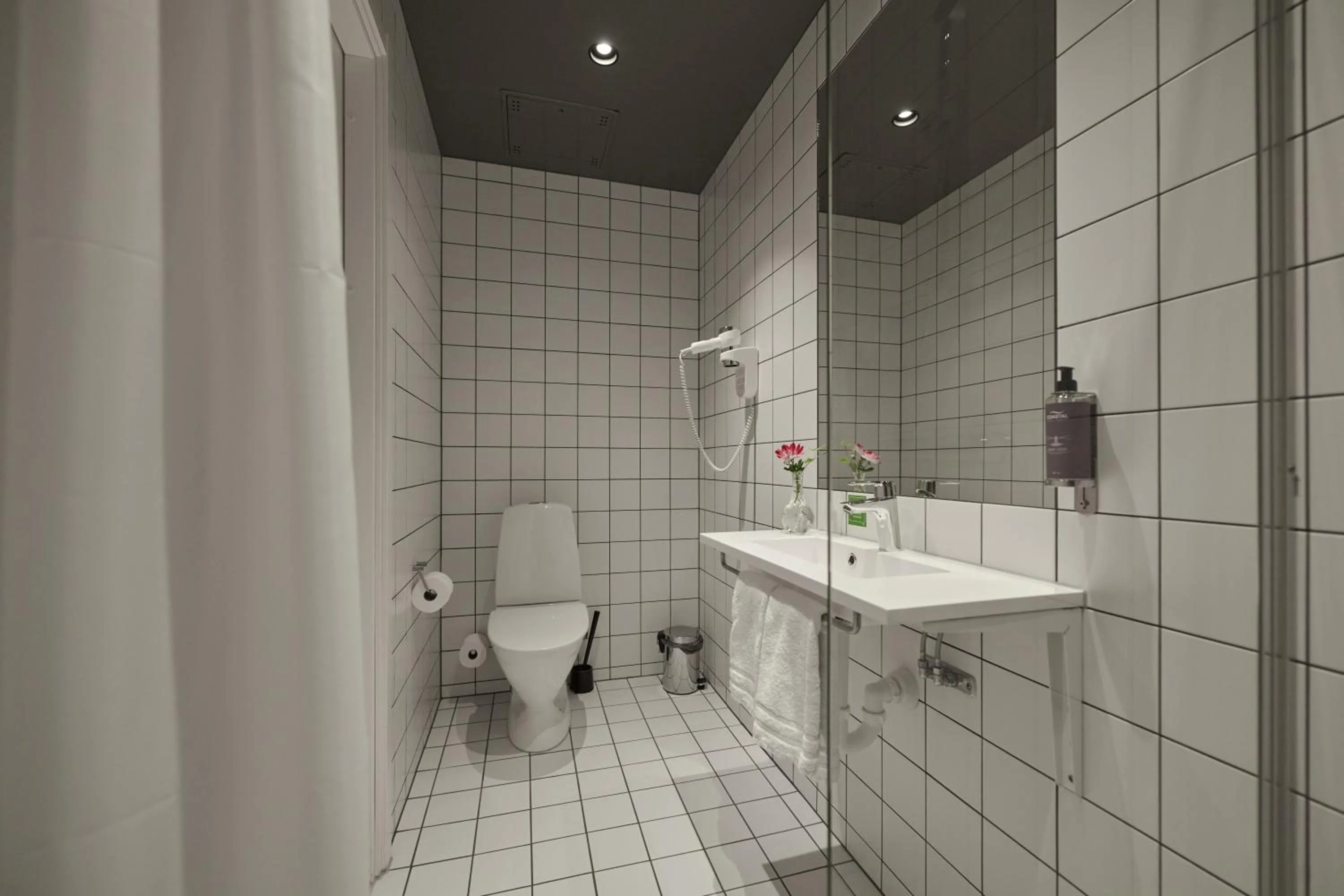 Bathroom in First Hotel Stockholm North