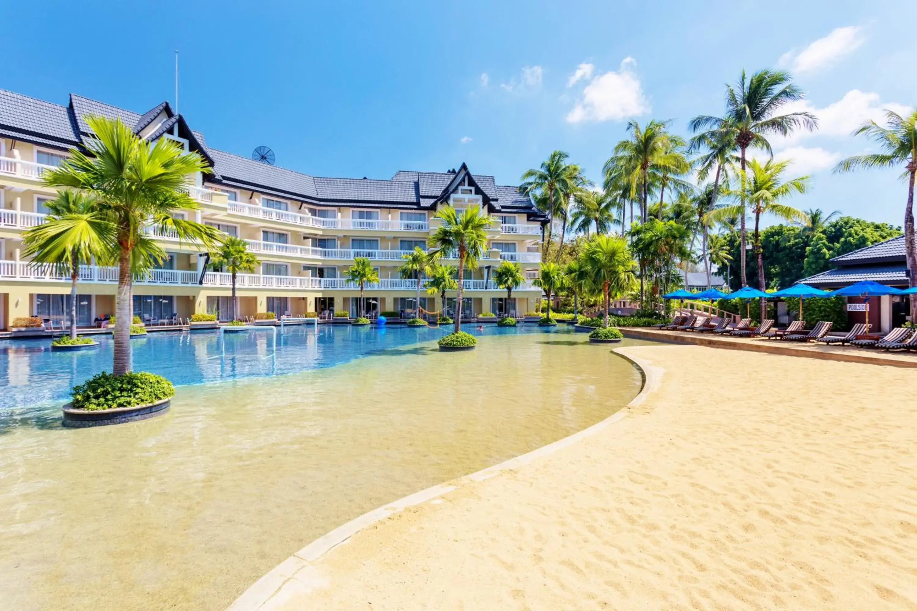 Property building in Angsana Laguna Phuket Property building in Angsana Laguna Phuket
