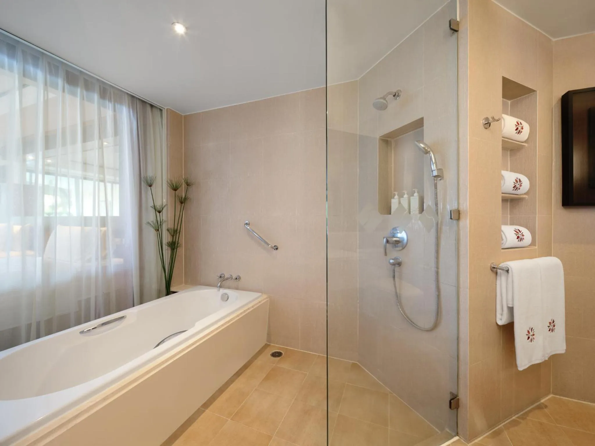 Toilet in Angsana Laguna Phuket