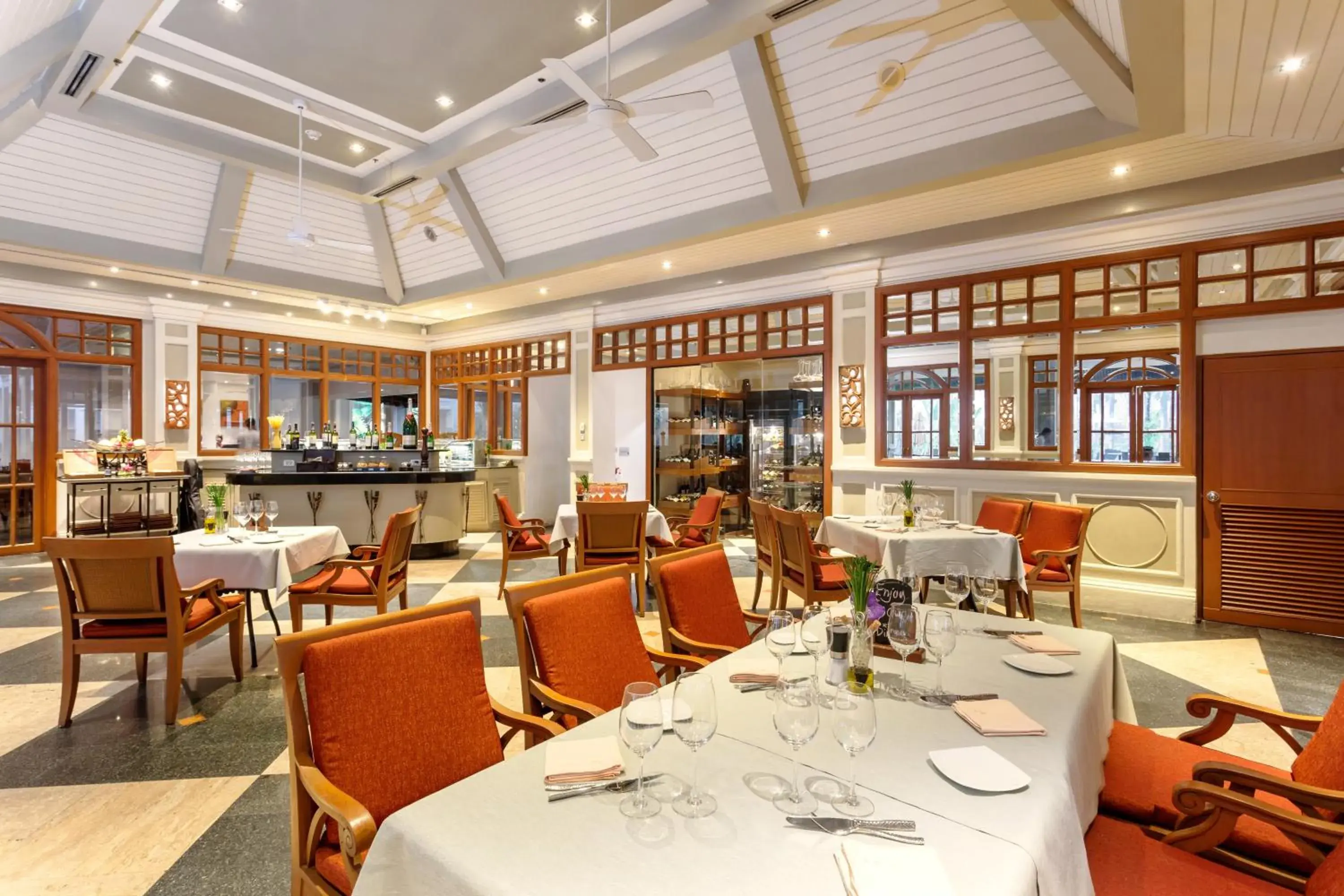 Restaurant/places to eat in Angsana Laguna Phuket Restaurant/places to eat in Angsana Laguna Phuket