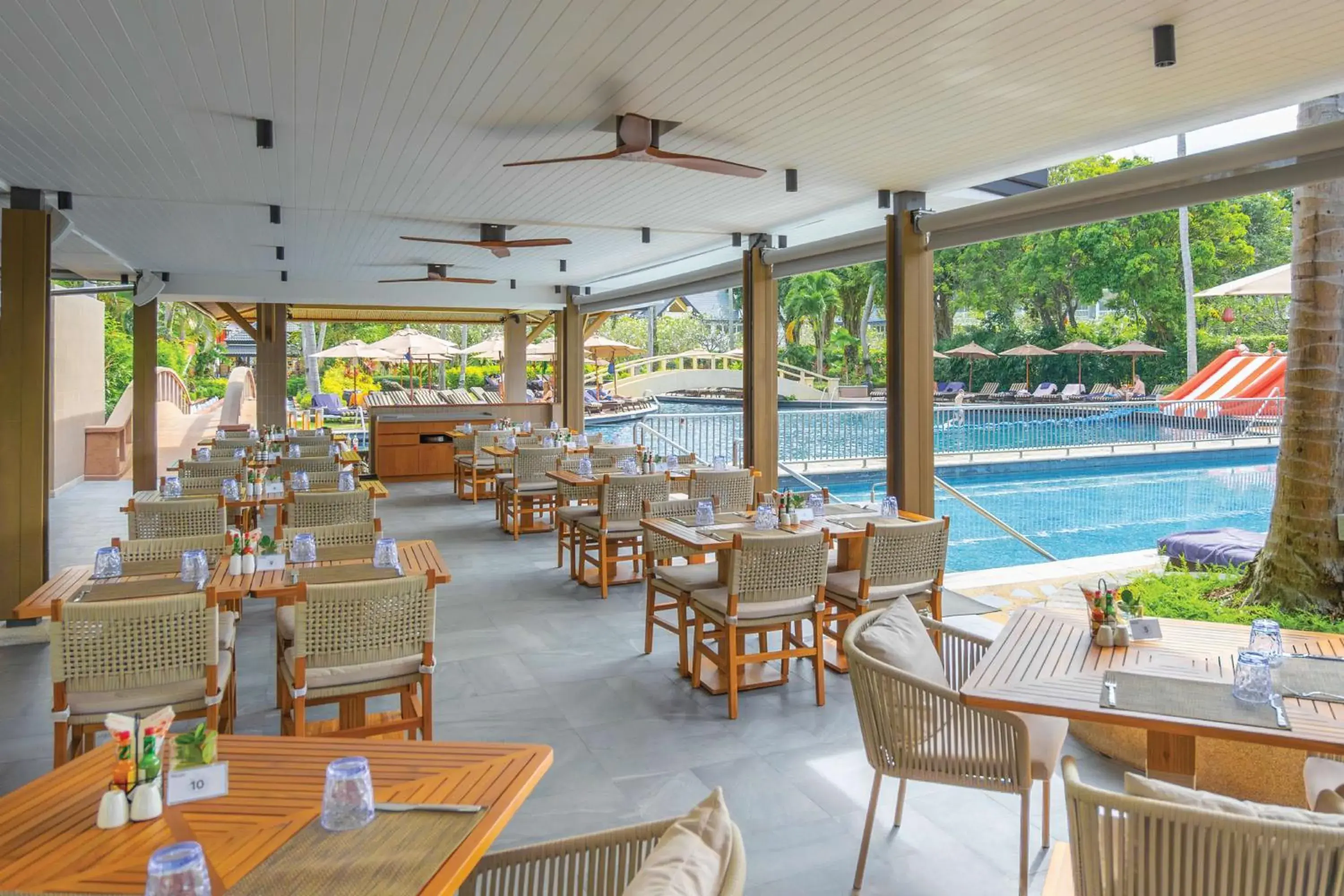 Restaurant/places to eat in Angsana Laguna Phuket Restaurant/places to eat in Angsana Laguna Phuket