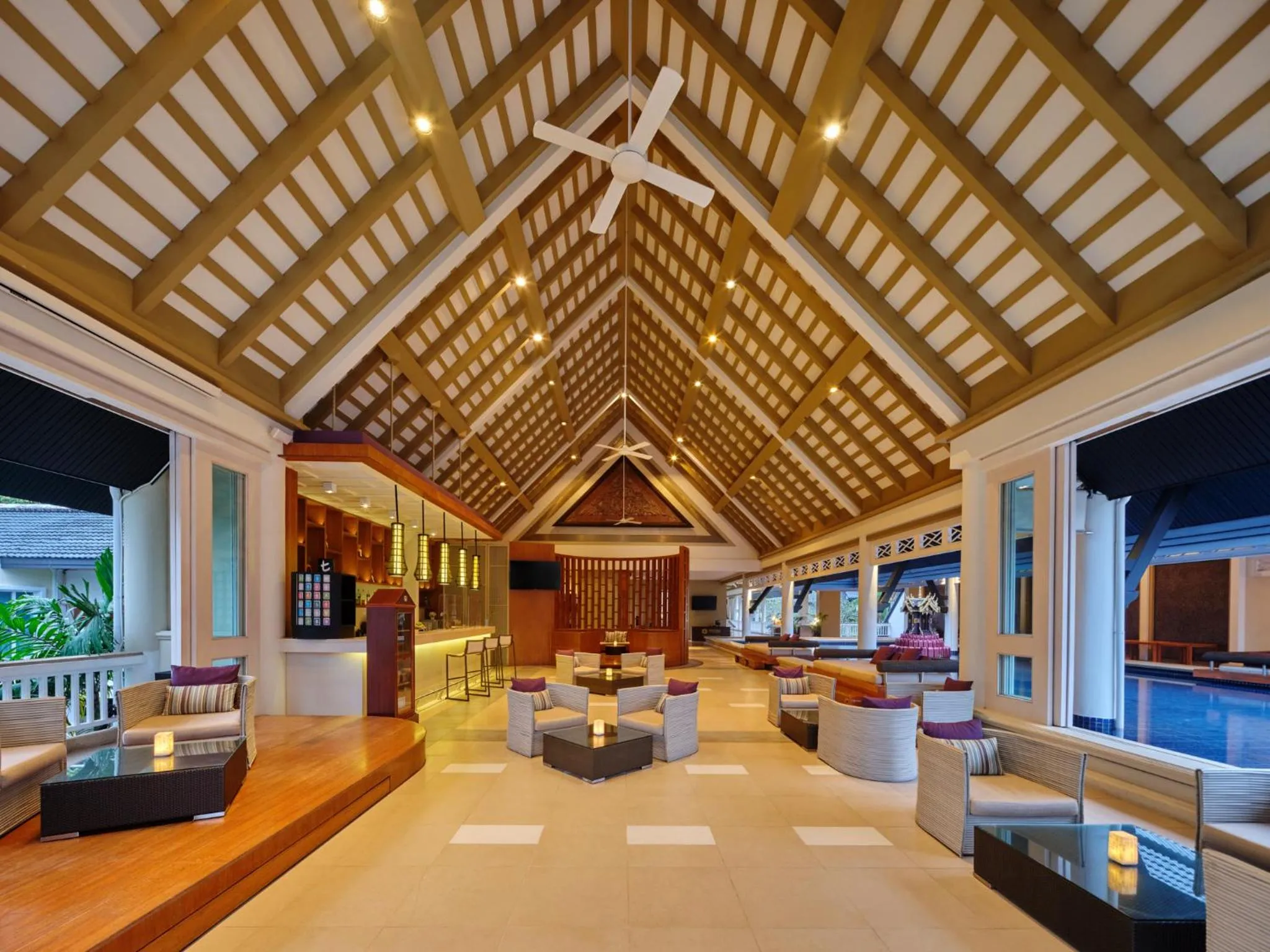 Lounge or bar in Angsana Laguna Phuket