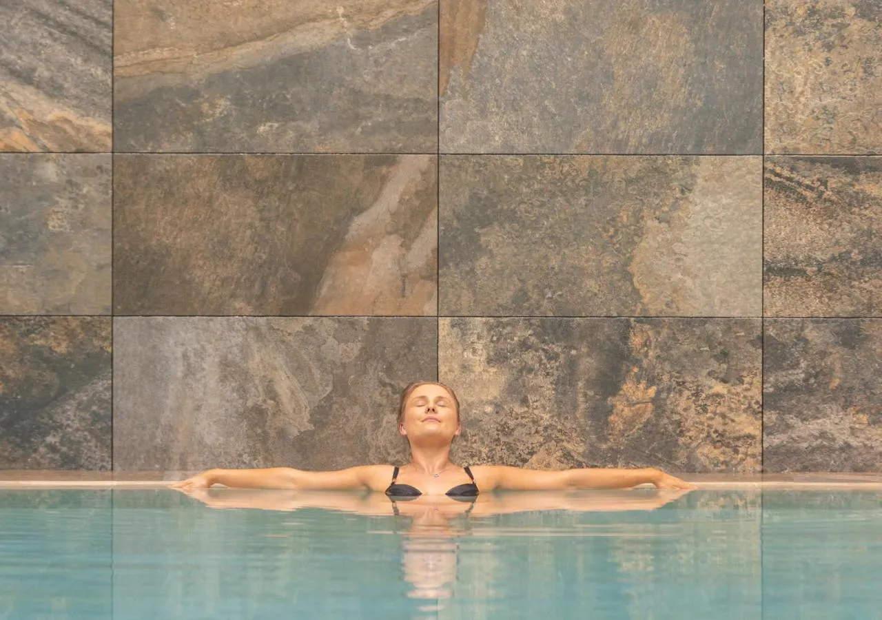 Swimming pool in Saunton Sands Hotel Source Spa and Wellness