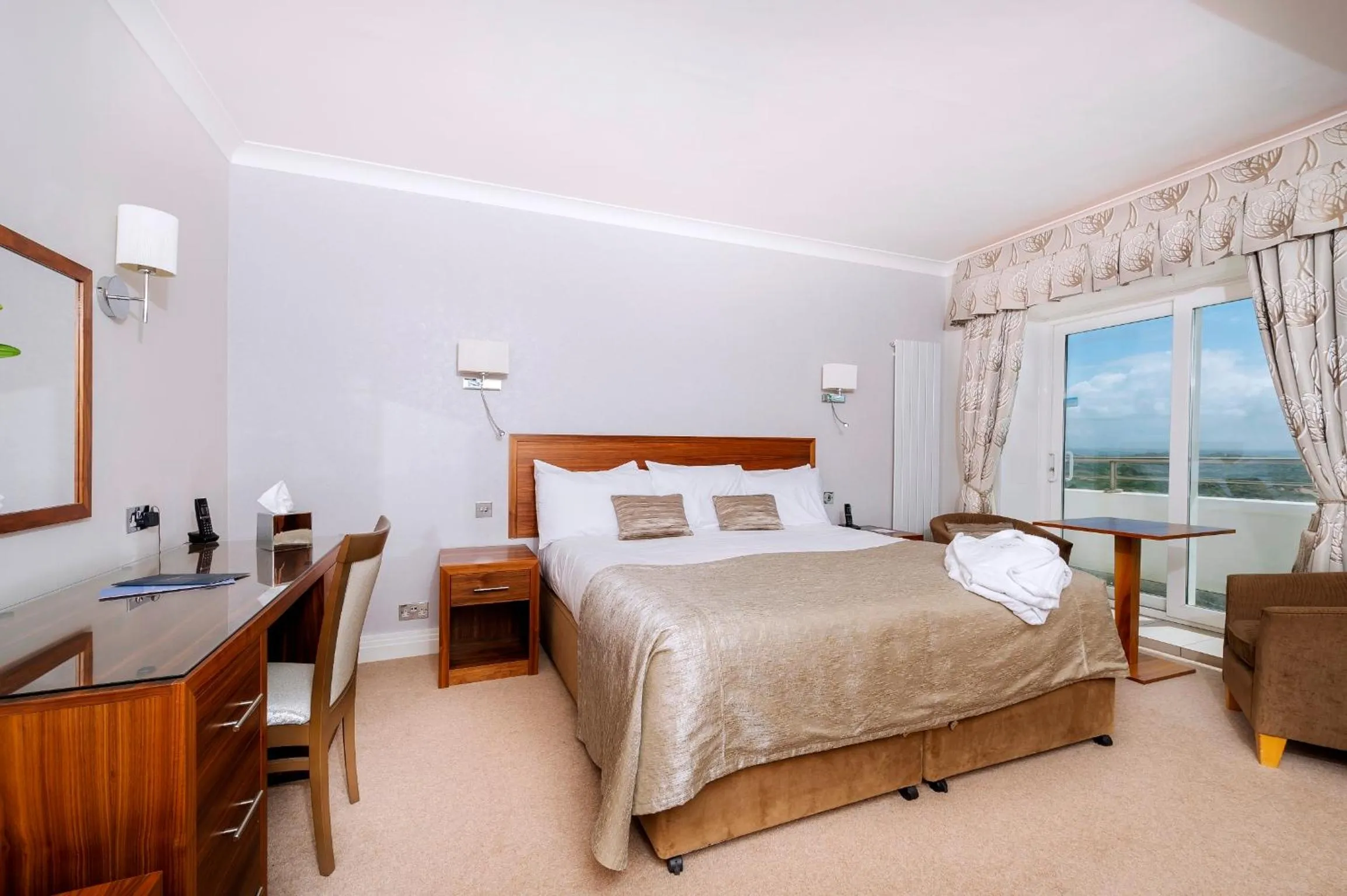 Bed in Saunton Sands Hotel Source Spa and Wellness