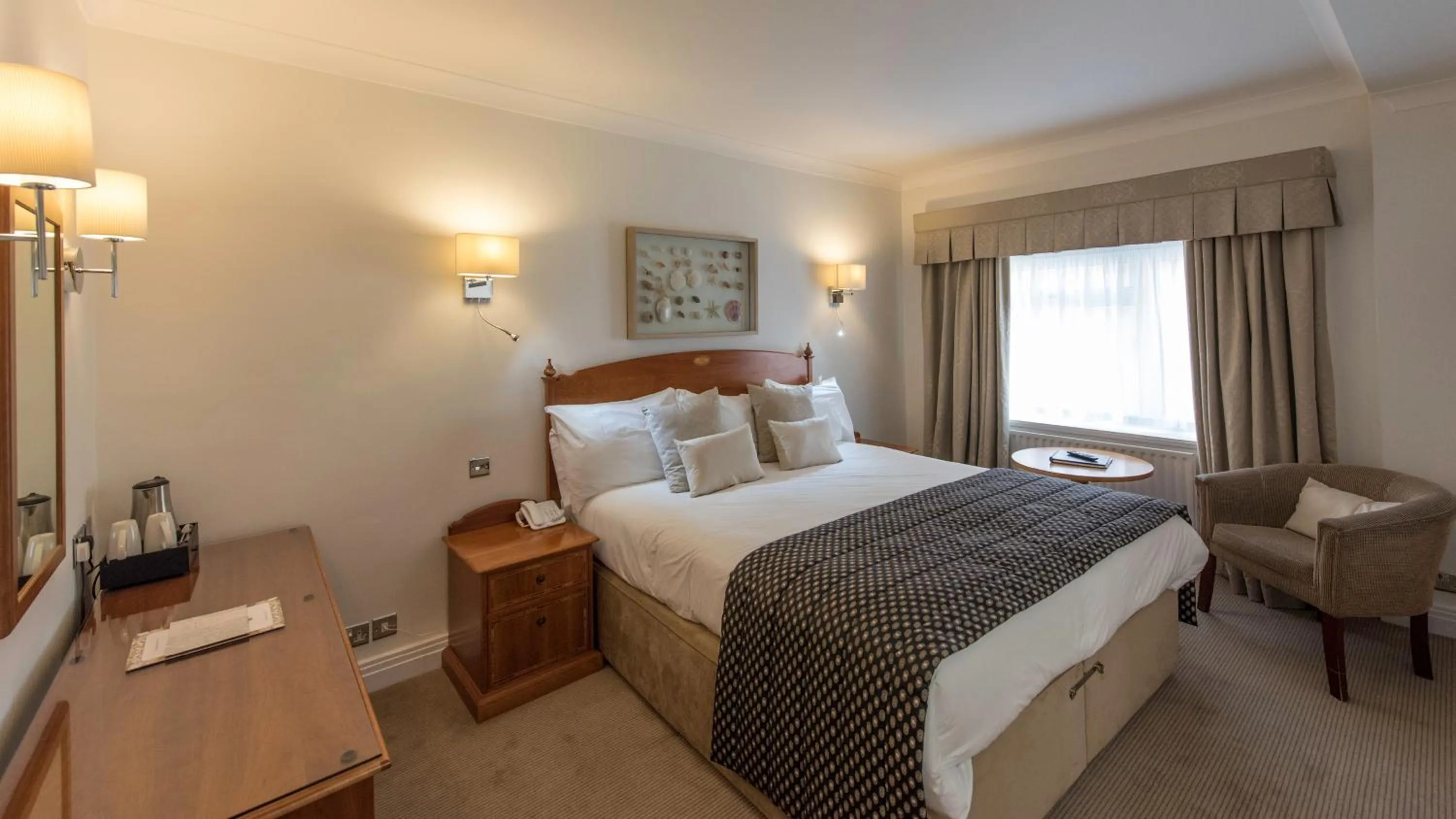 Bedroom, Bed in Saunton Sands Hotel Source Spa and Wellness