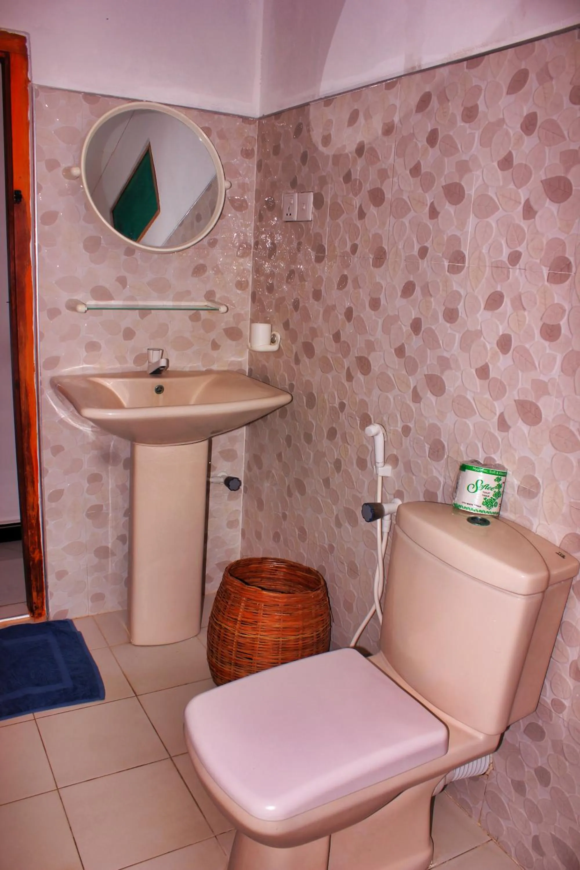 Bathroom in Atteriya CHILL