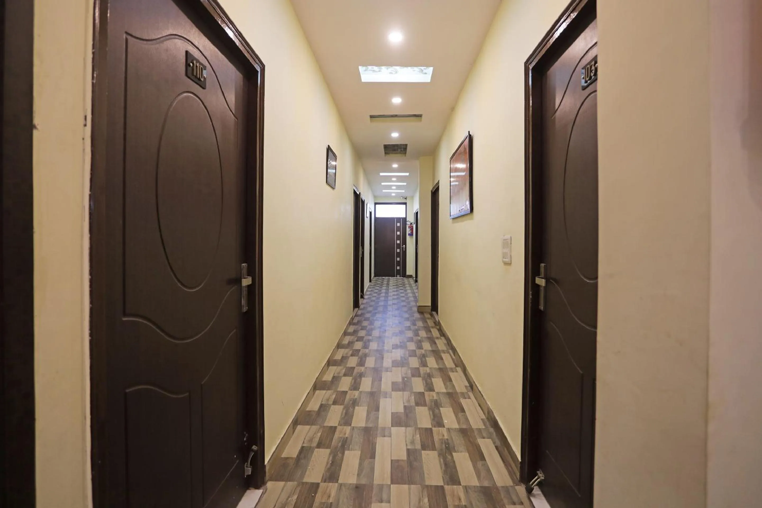 Lobby or reception in Super Hotel O Raj Palace