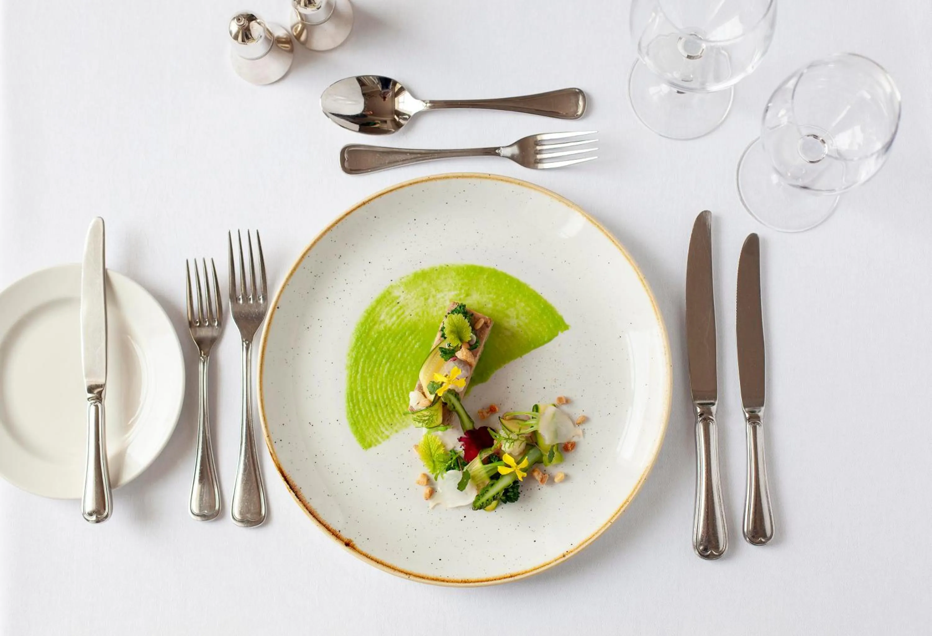 Restaurant/places to eat in The Royal Duchy Hotel