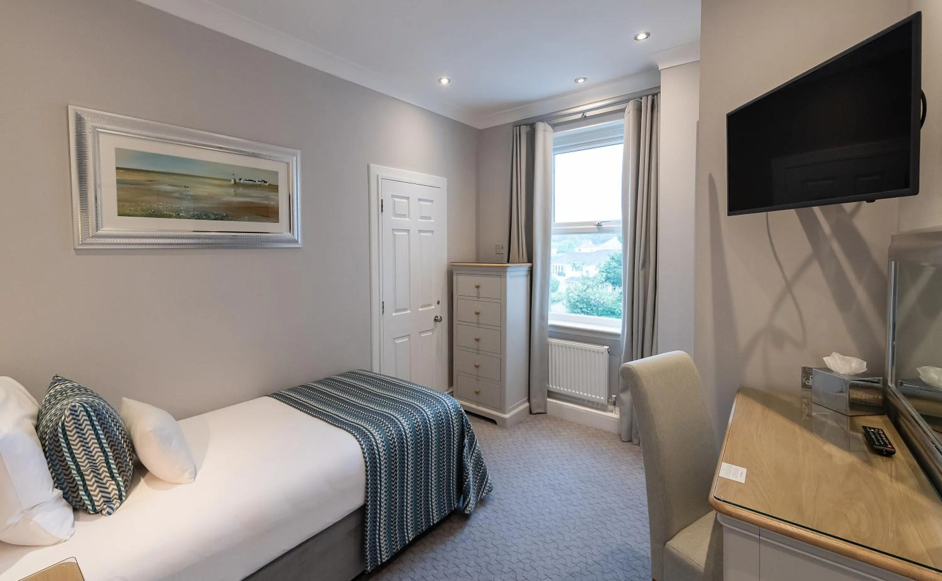 Bedroom, Bed in The Carlyon Bay Hotel and Spa