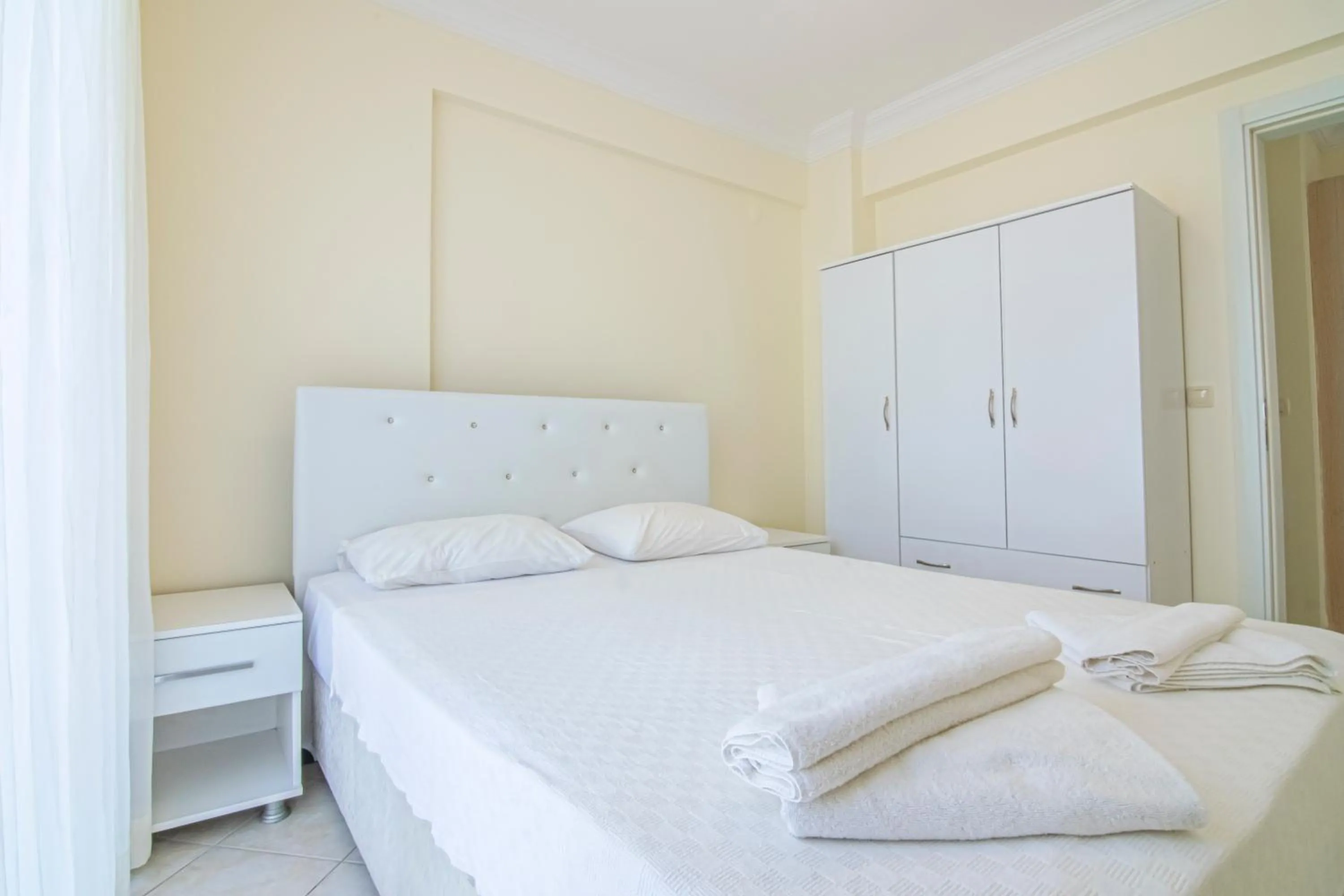 Bed in Sunset Beach Club Aqualettings Mermaid 11