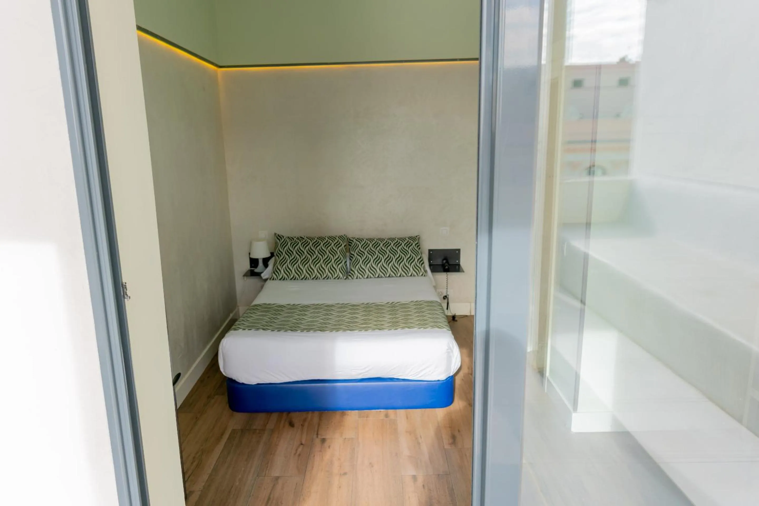 Superior Double Room in Hostal Charlotte-Gran Vía