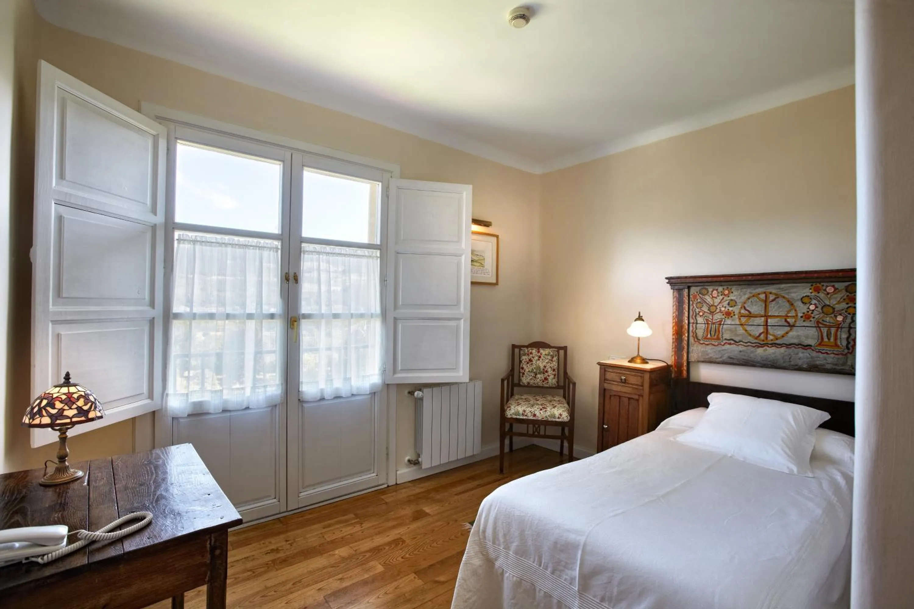 Photo of the whole room, Bed in Hotel Ibarra Zalla