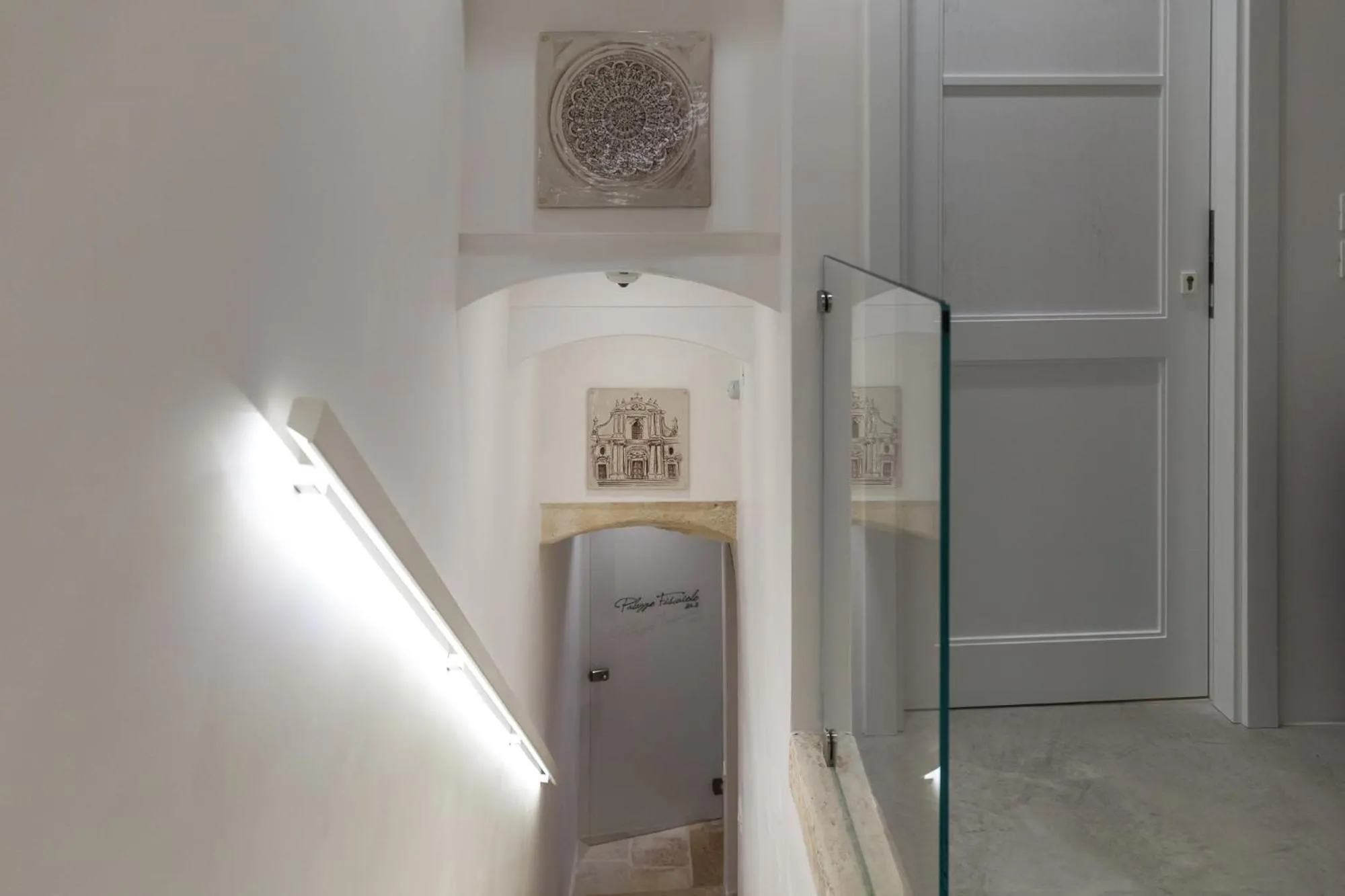 Decorative detail in Palazzo Fiscaiolo