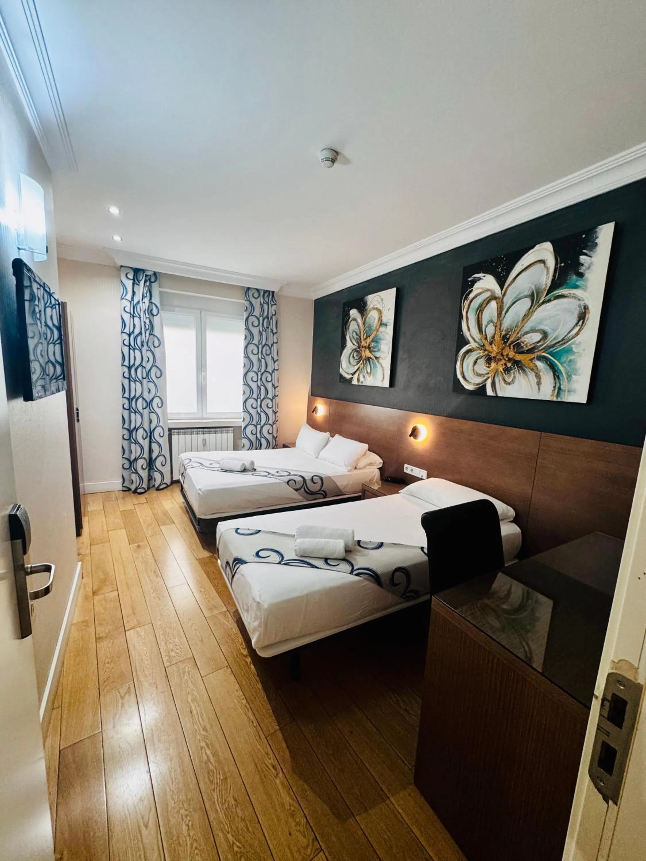 Bed in Hostal Abadia Madrid