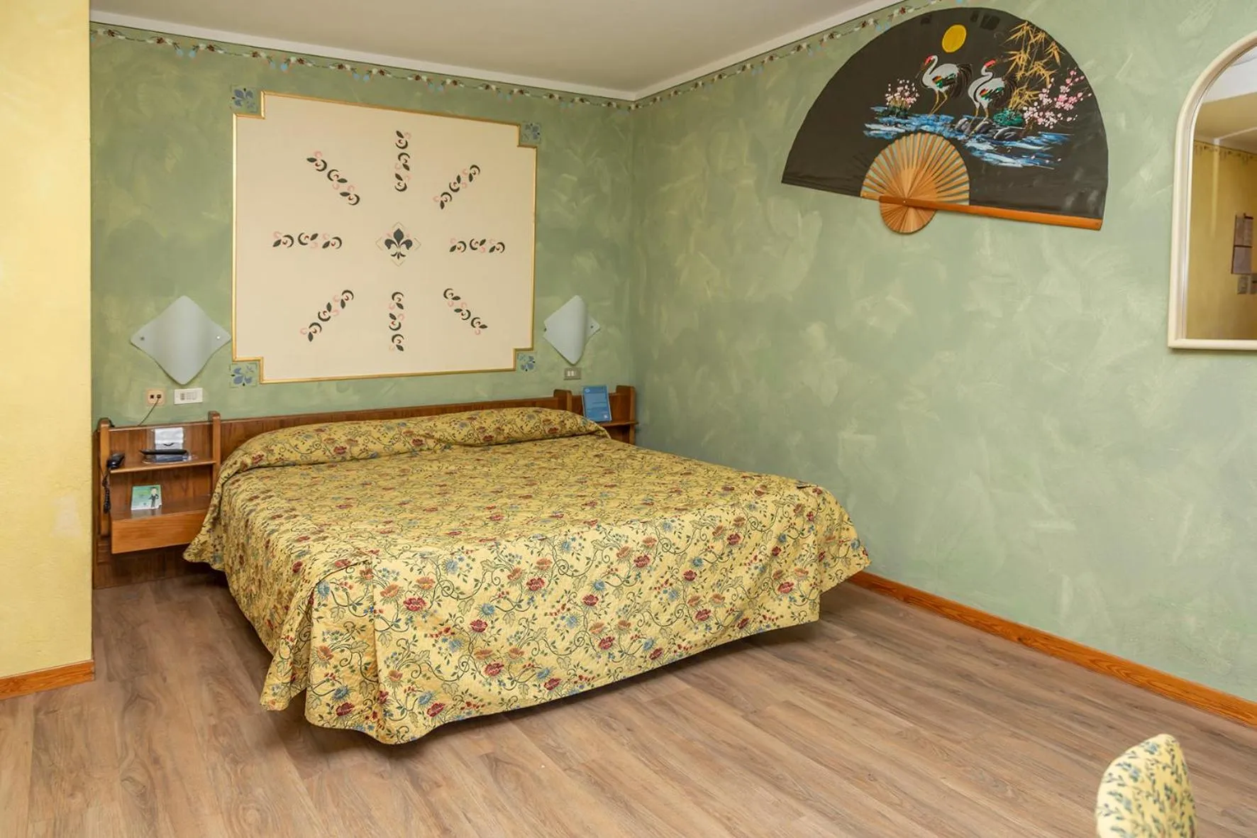 Bed in Hotel Chaberton