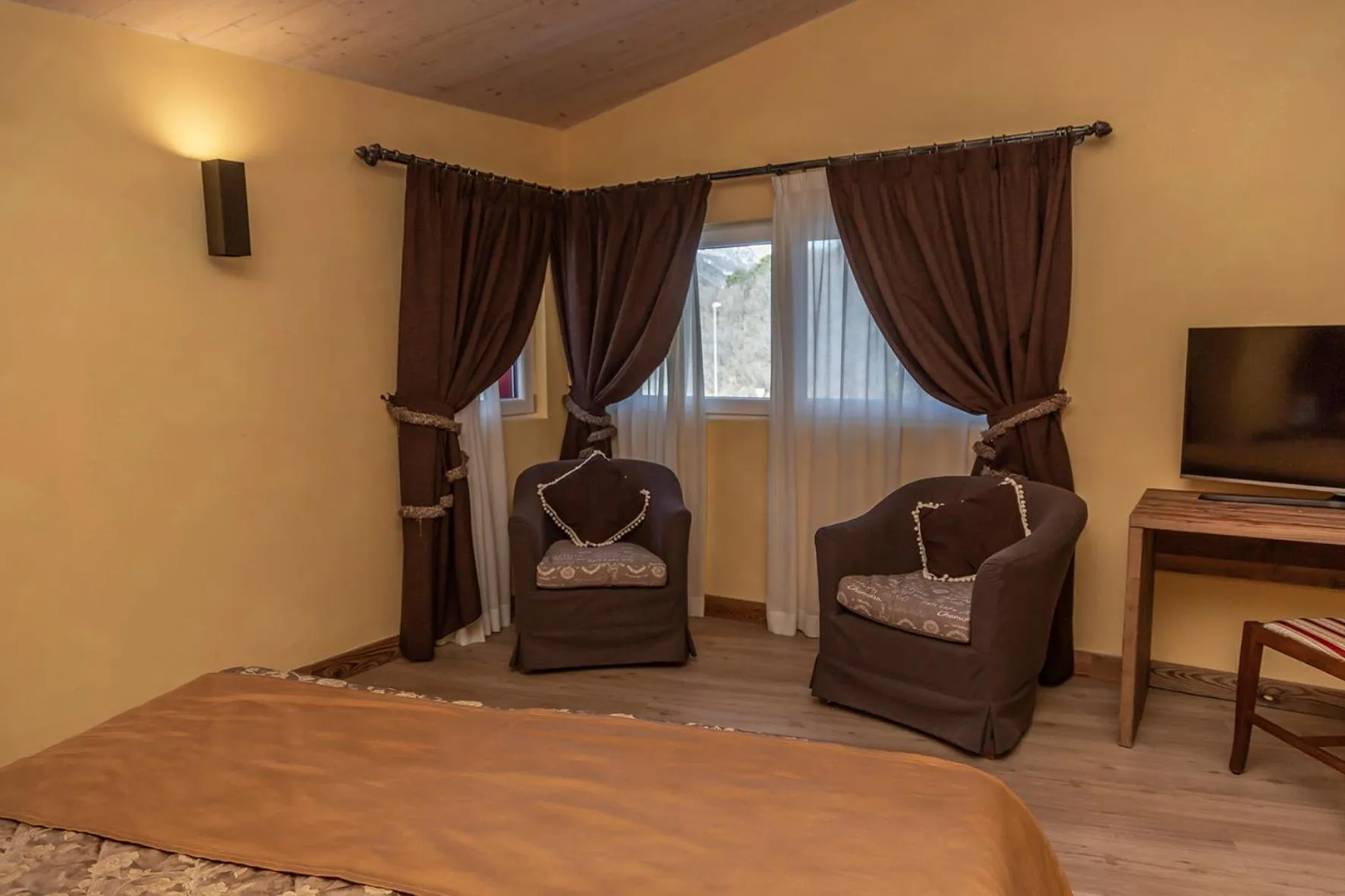 Bed in Hotel Chaberton