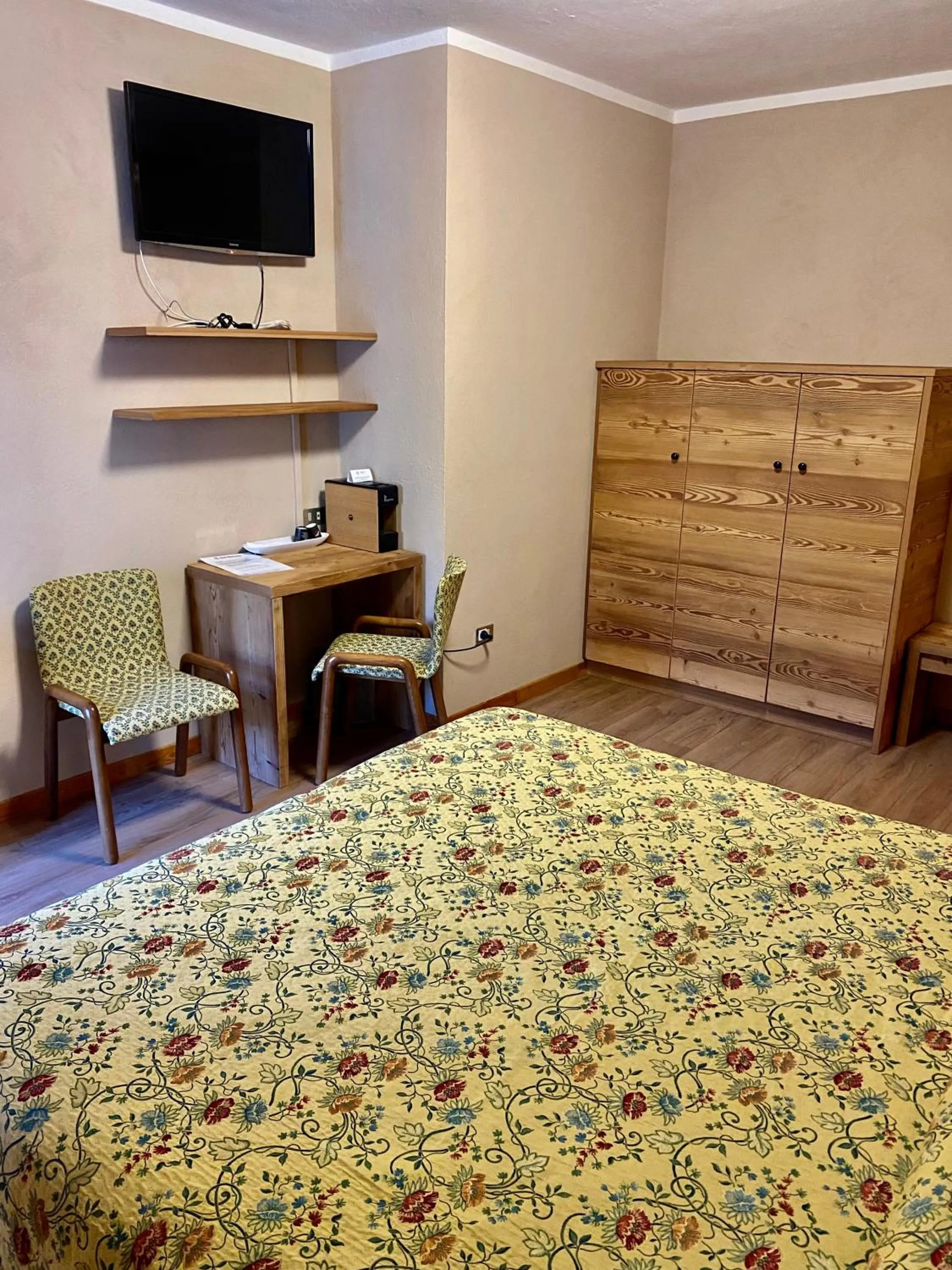 Bedroom, Bed in Hotel Chaberton