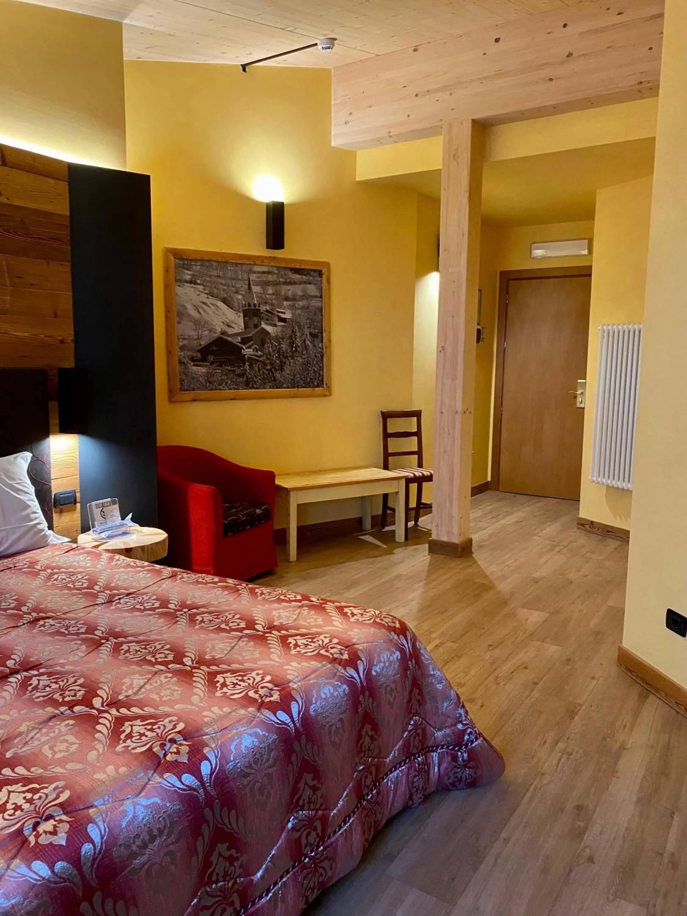 Bed in Hotel Chaberton