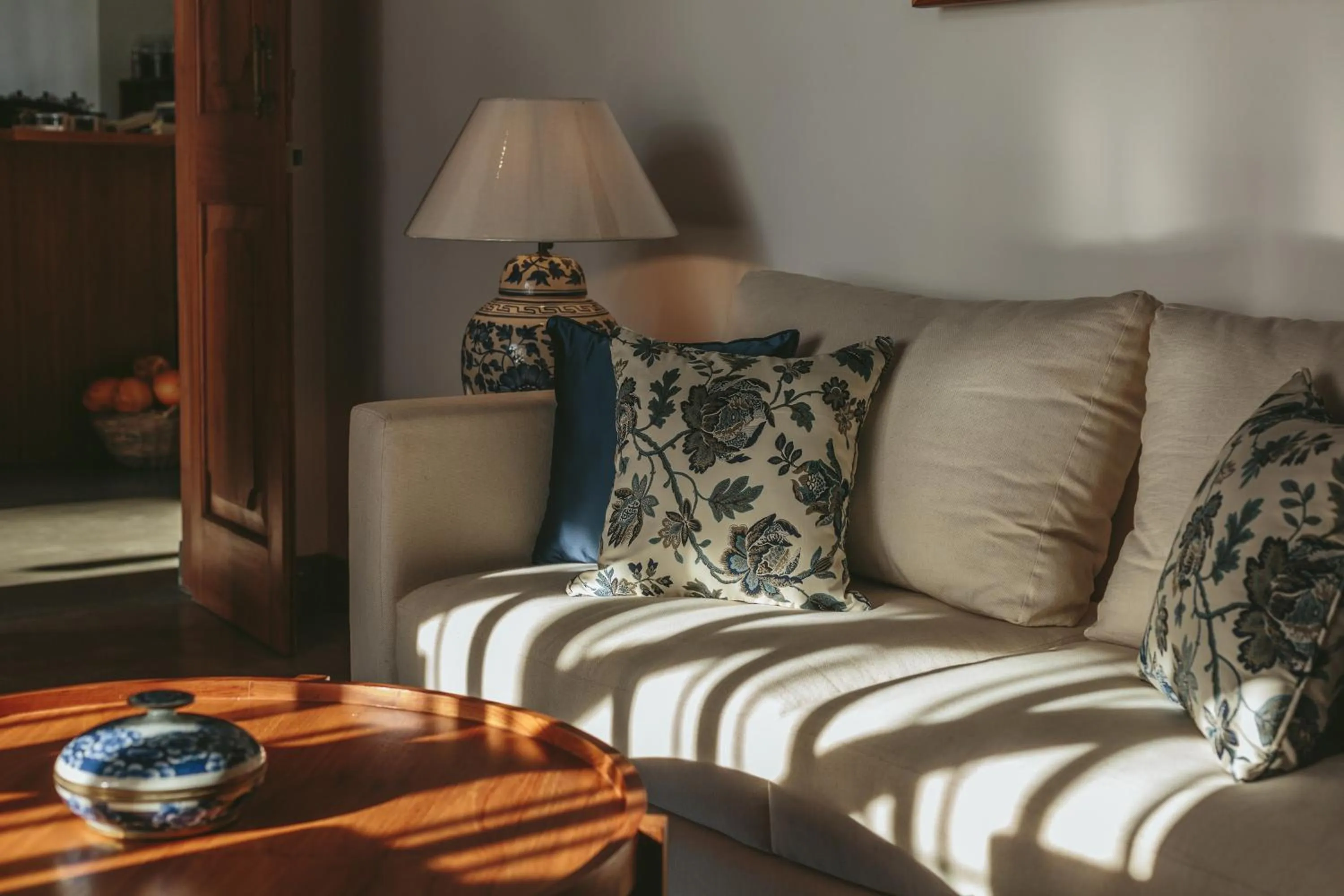 Seating area in Yara Galle Fort