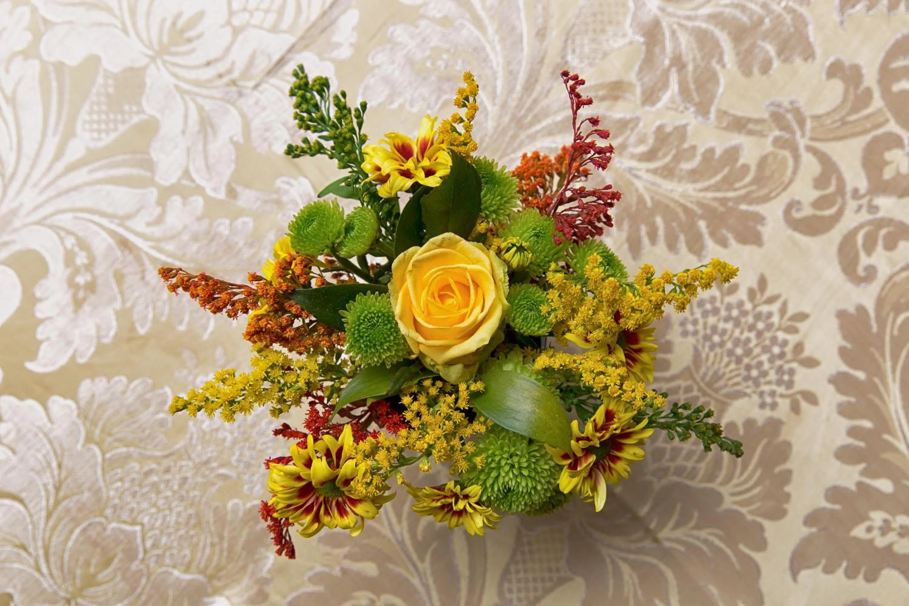 Decorative detail in Alla Vite Dorata