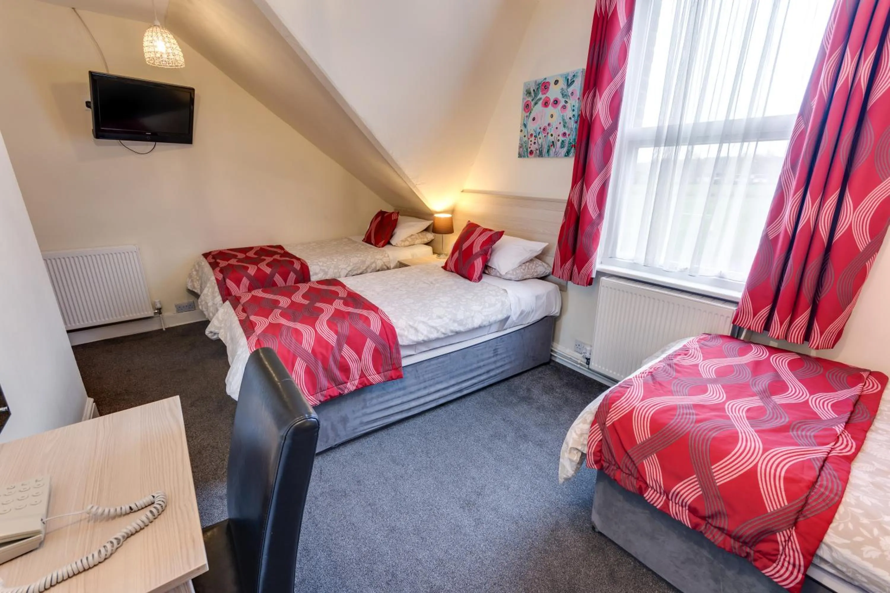 Bedroom, Bed in The Sportsview Guest House