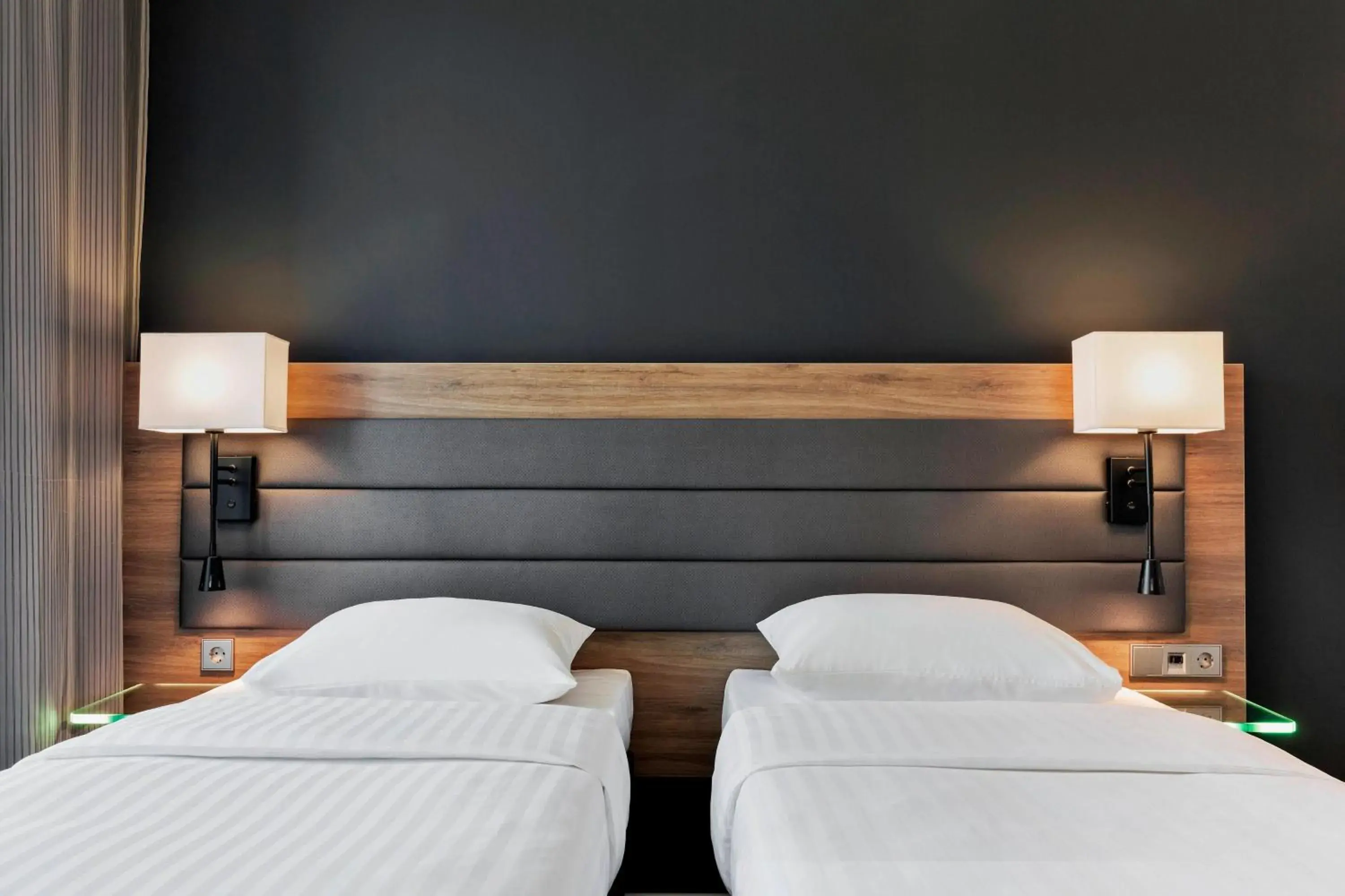 Moxy Twin Room in Moxy Copenhagen Moxy Twin Room in Moxy Copenhagen