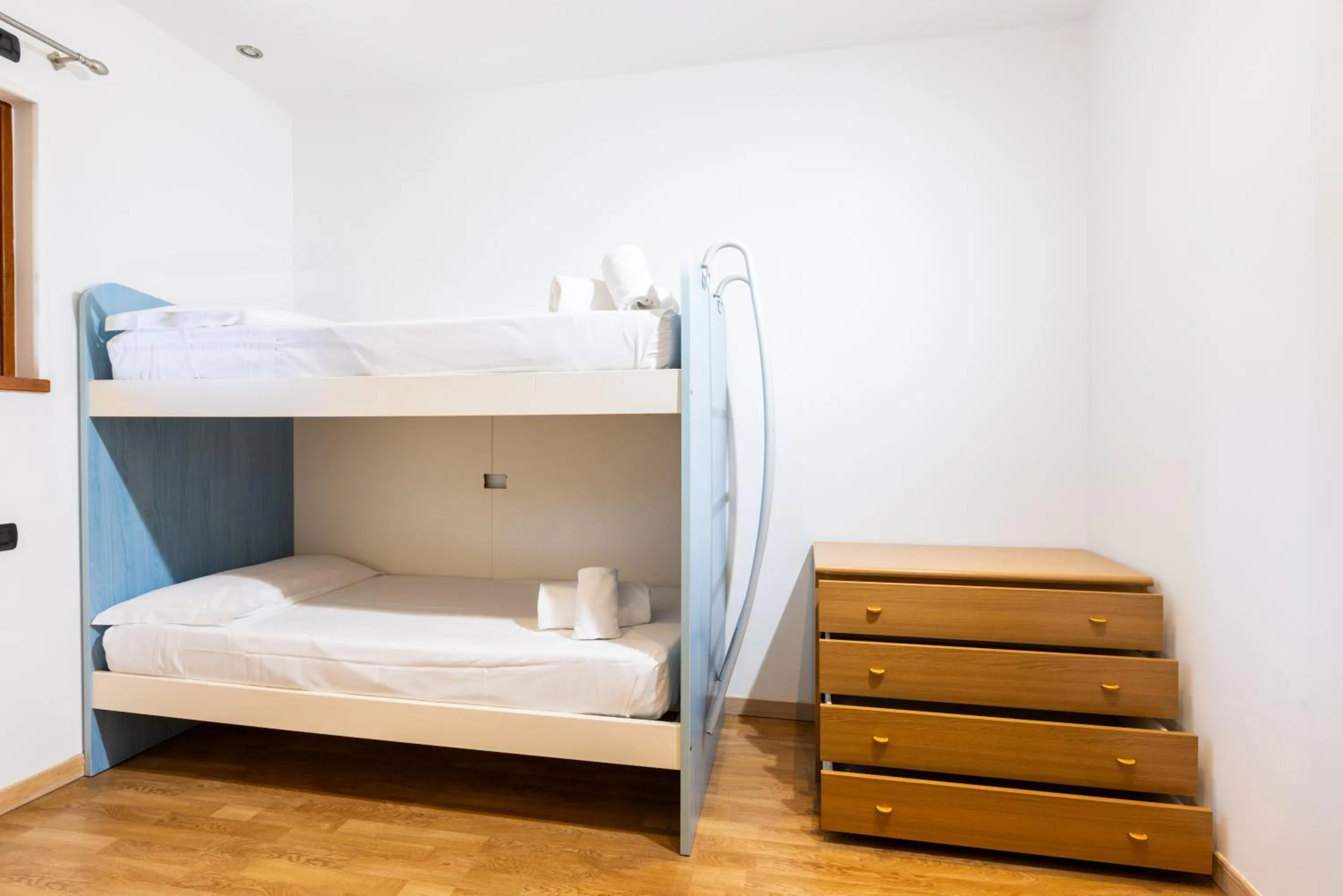 Photo of the whole room, Bed in Spluga "Relax & Apartaments" by Alfio Colombo