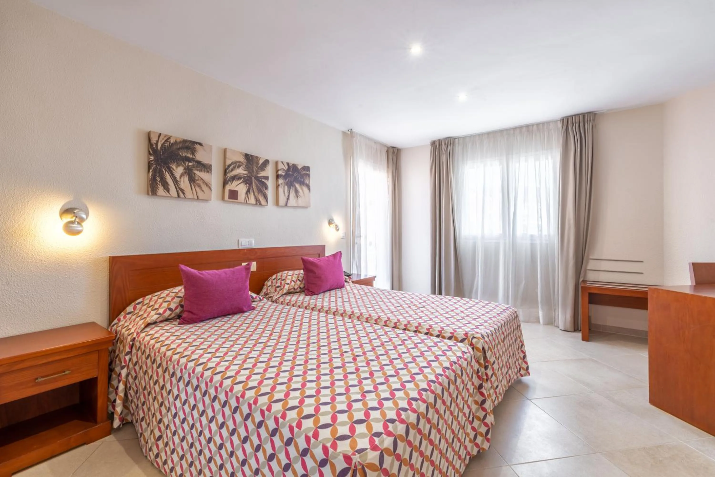 Bedroom, Bed in Apartamentos Vista Sur