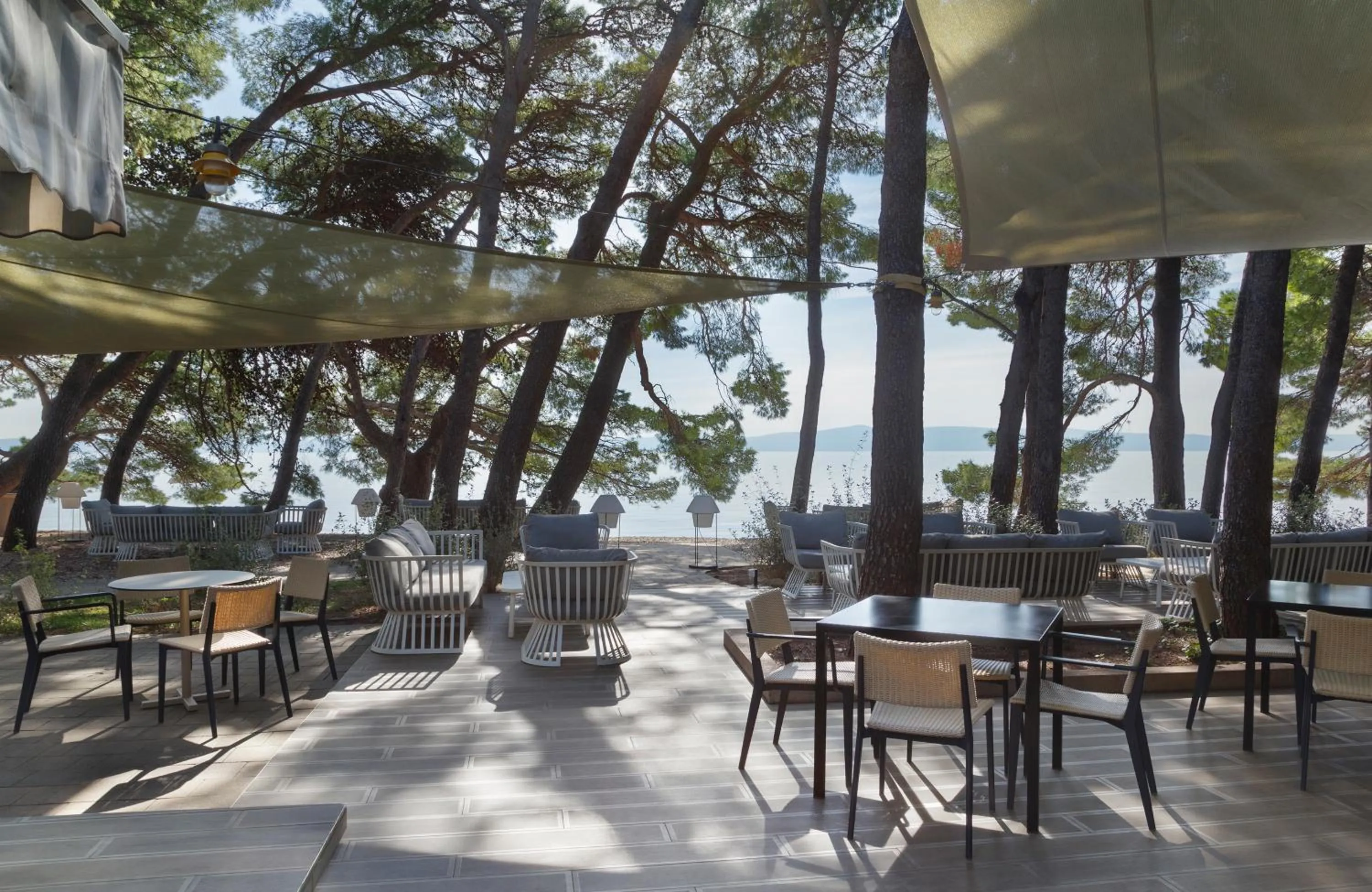 Restaurant/places to eat in Bluesun Hotel Jadran