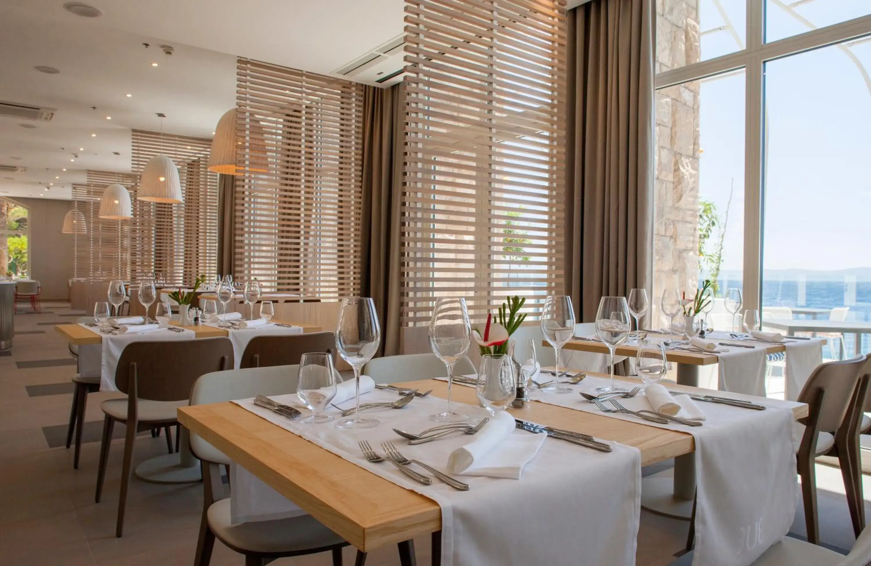 Restaurant/places to eat in Bluesun Hotel Jadran Restaurant/places to eat in Bluesun Hotel Jadran