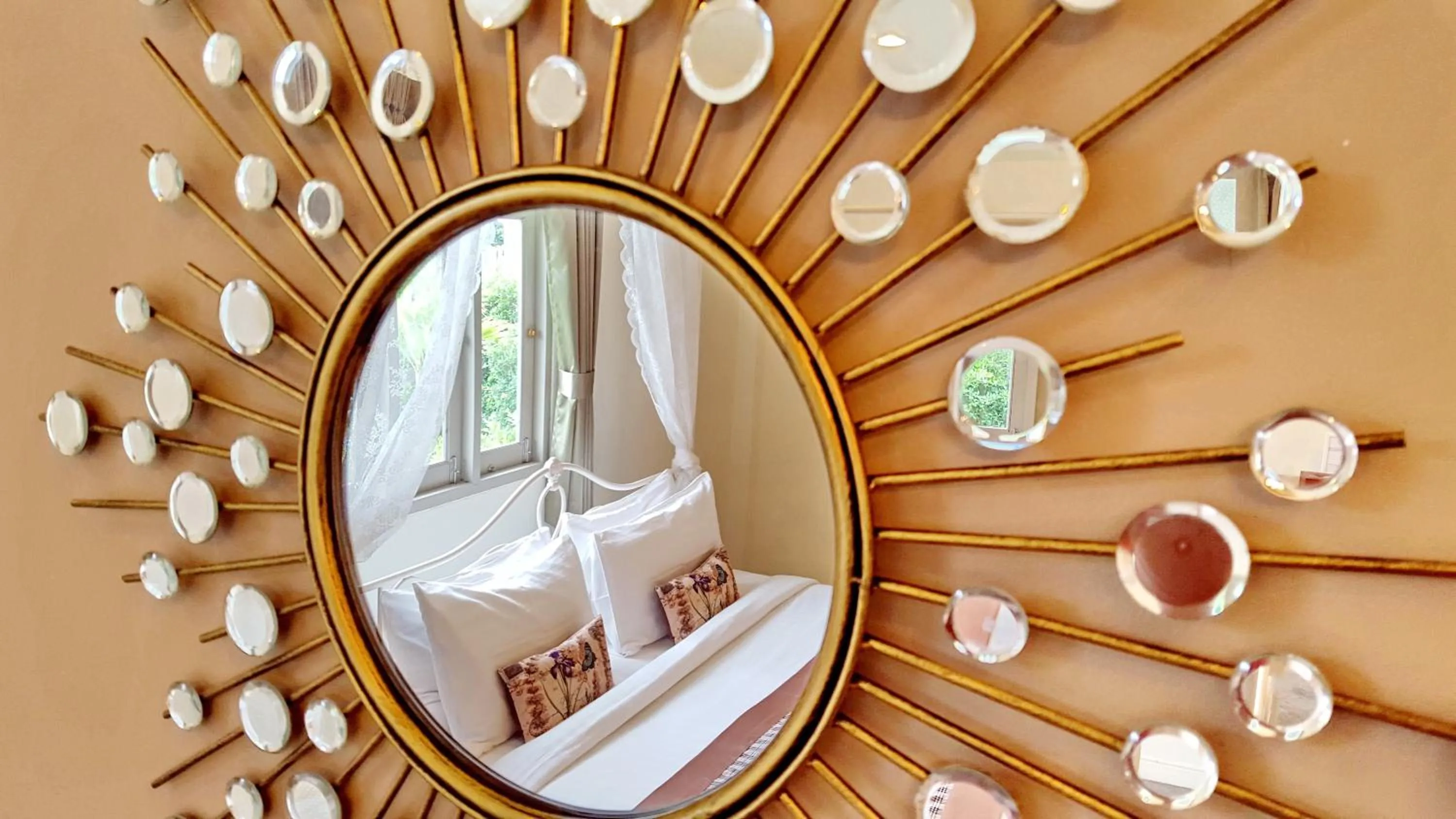 Bedroom in Perennial Resort