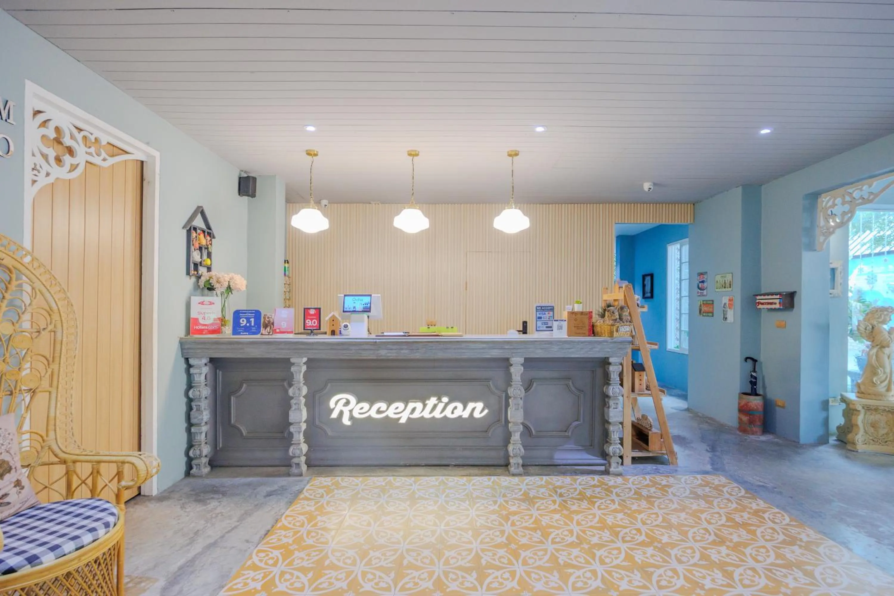 Lobby or reception in Perennial Resort