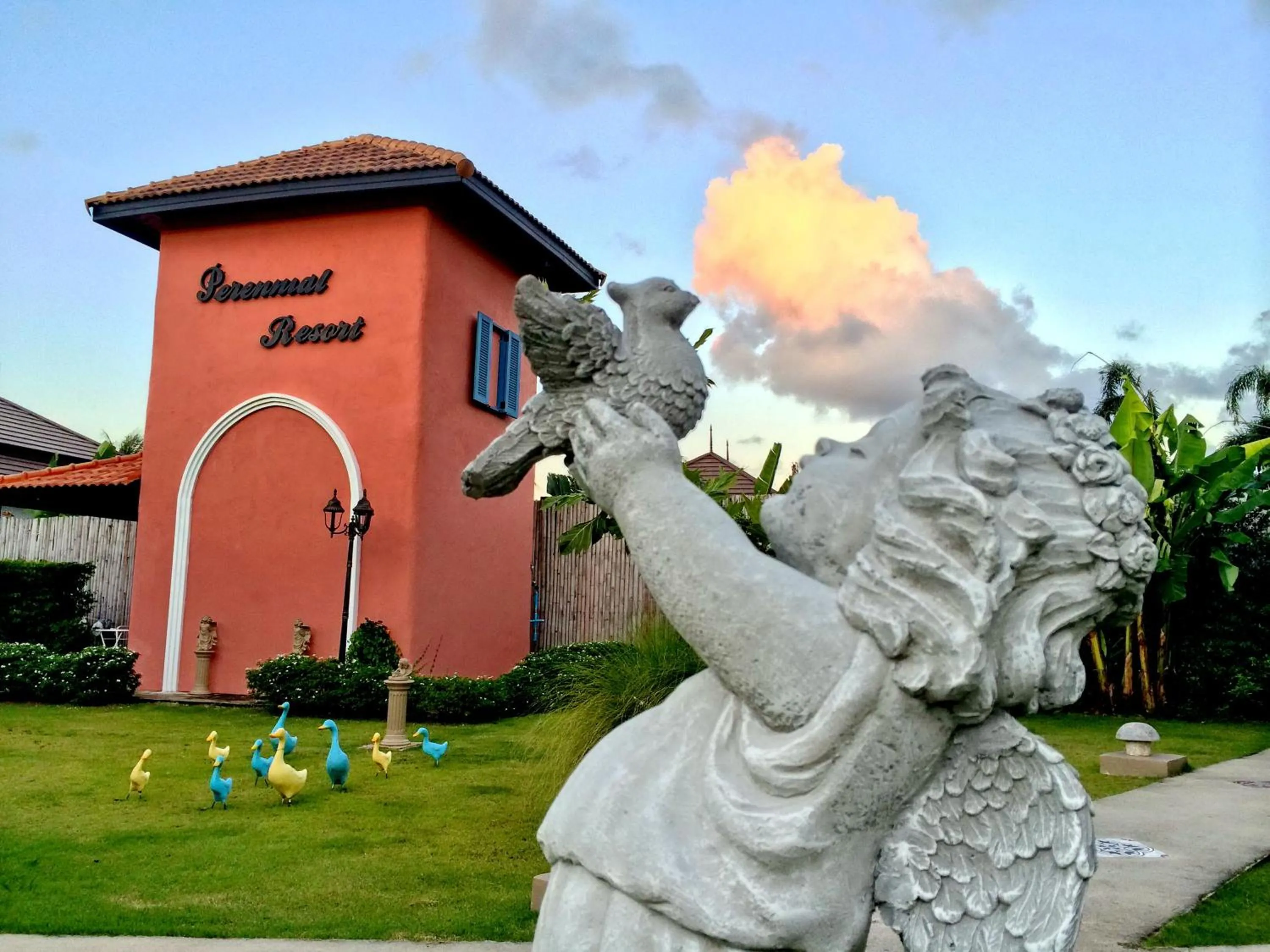 Garden in Perennial Resort