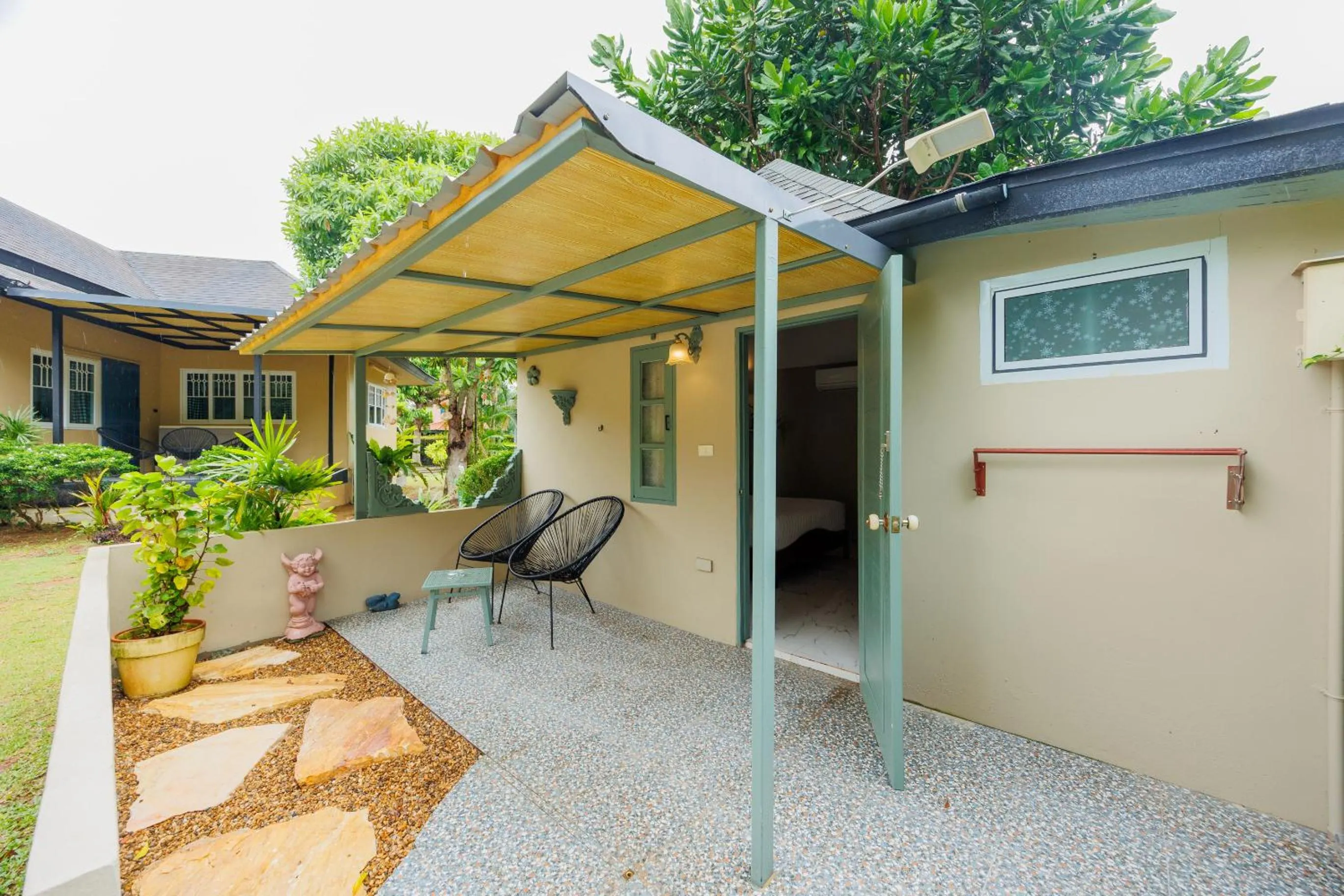 Garden in Perennial Resort