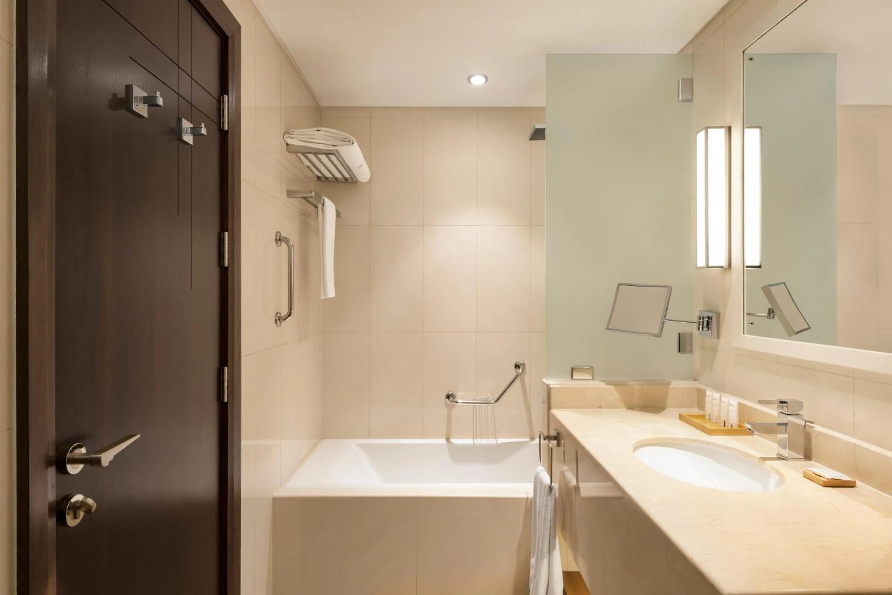 Bathroom in Radisson Hotel Muscat Panorama