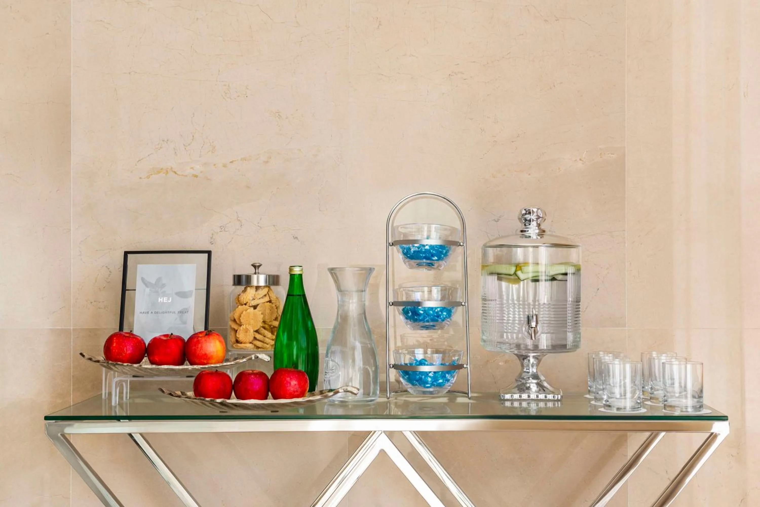 Lobby or reception in Radisson Hotel Muscat Panorama