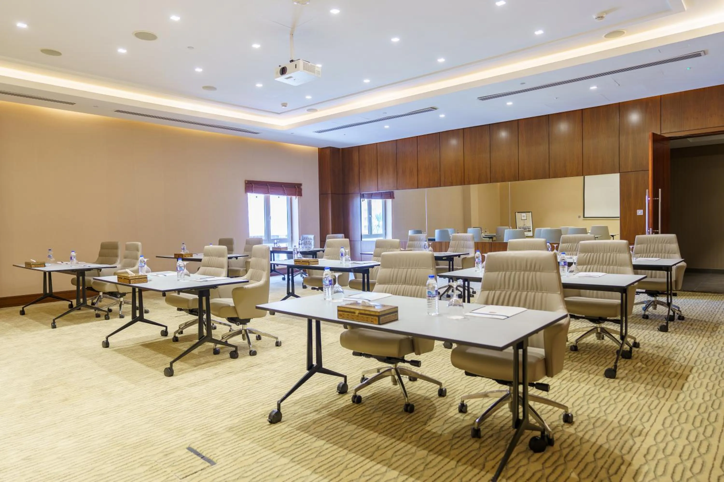 Meeting/conference room in Radisson Hotel Muscat Panorama
