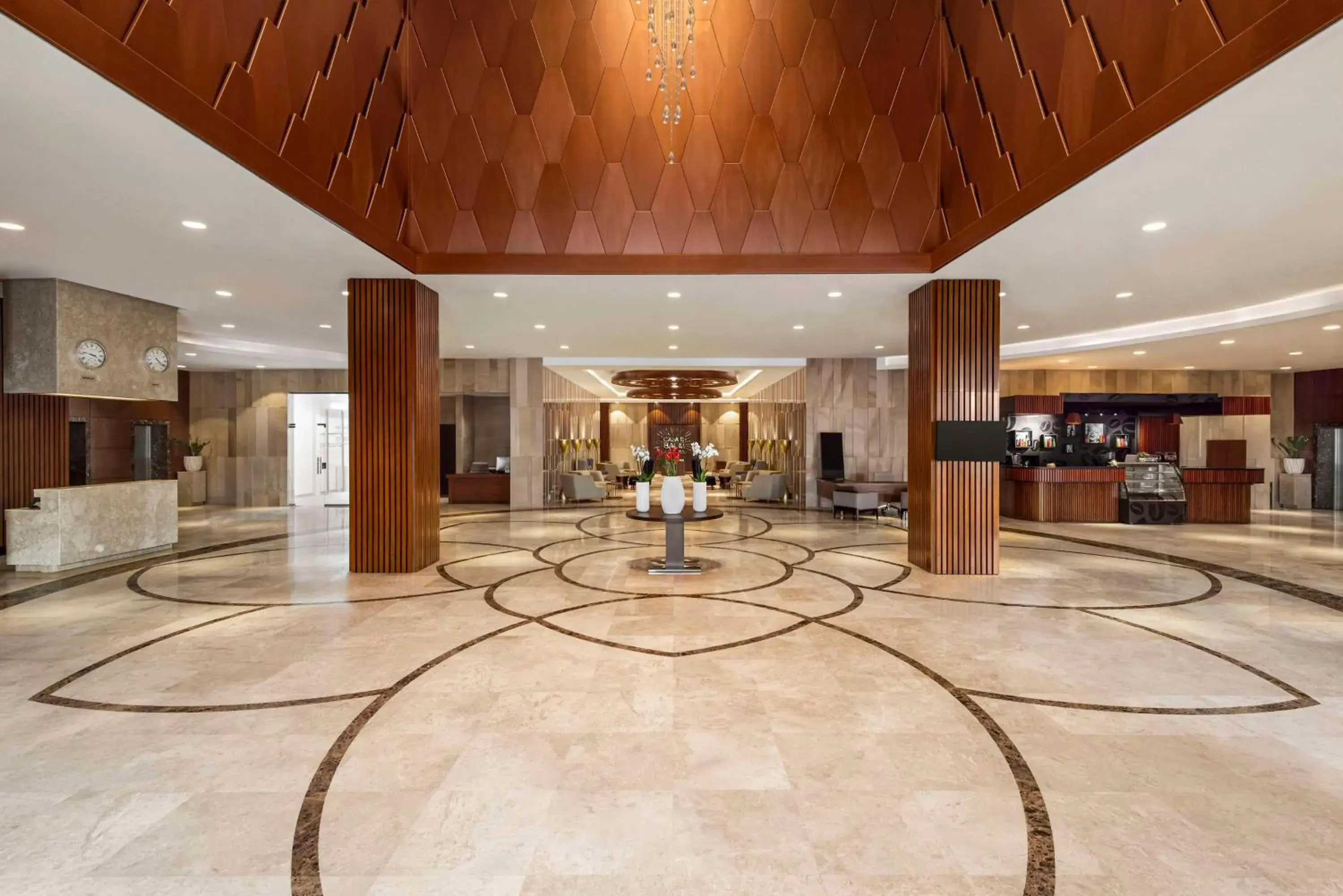Lobby or reception in Radisson Hotel Muscat Panorama Lobby or reception in Radisson Hotel Muscat Panorama
