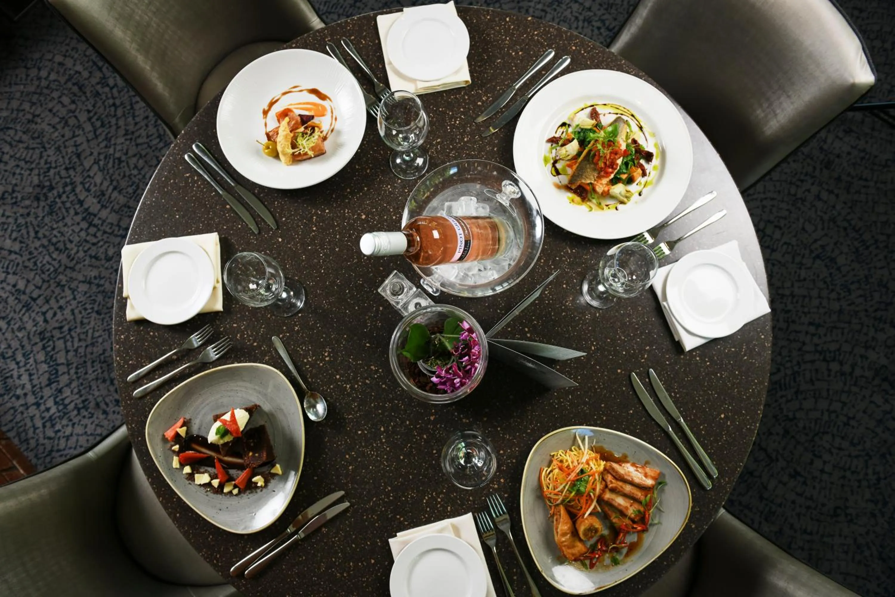 Restaurant/places to eat in Holiday Inn Telford Ironbridge by IHG