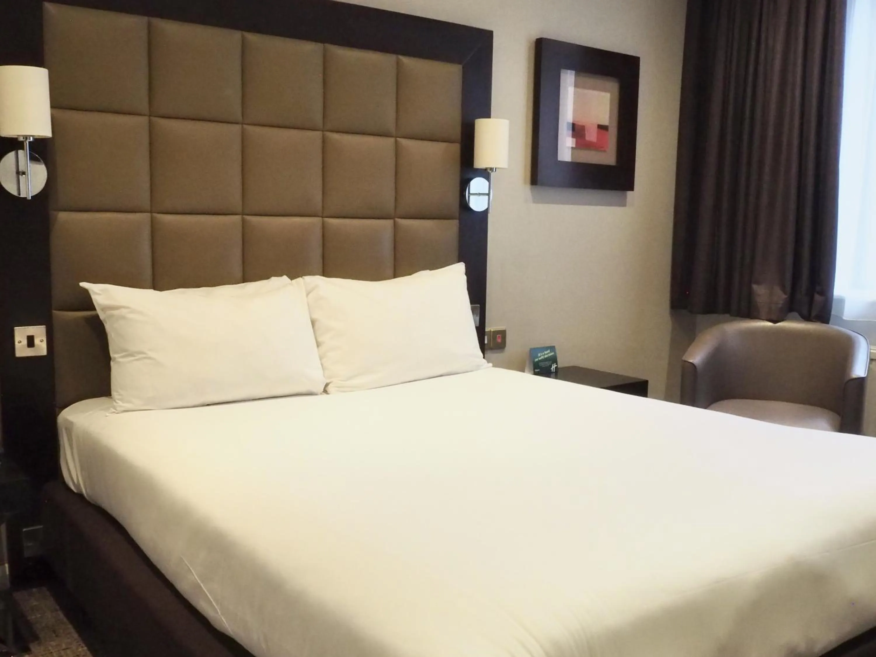 acessibility, Bed in Holiday Inn Telford Ironbridge by IHG