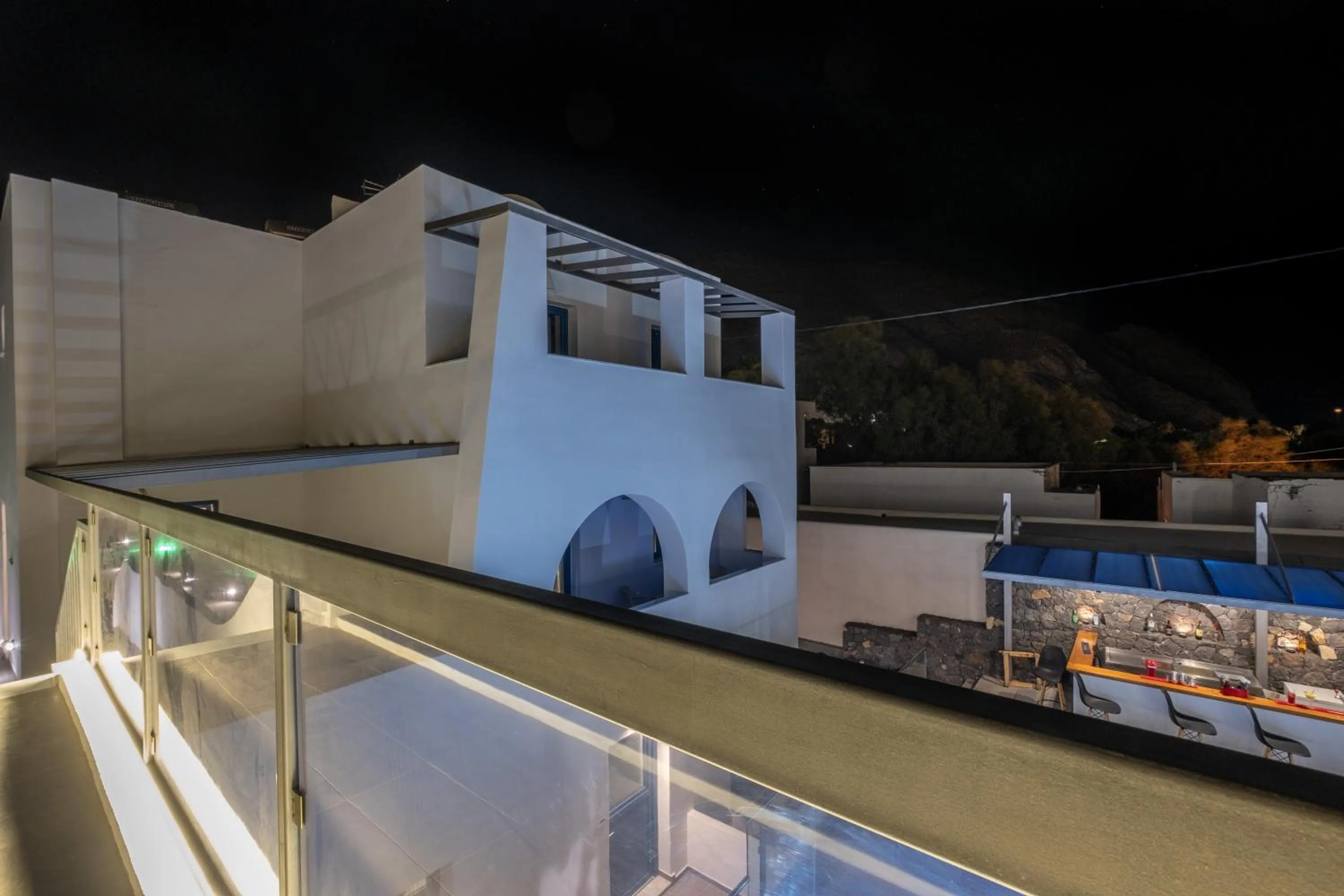 Property building in Tristhenia