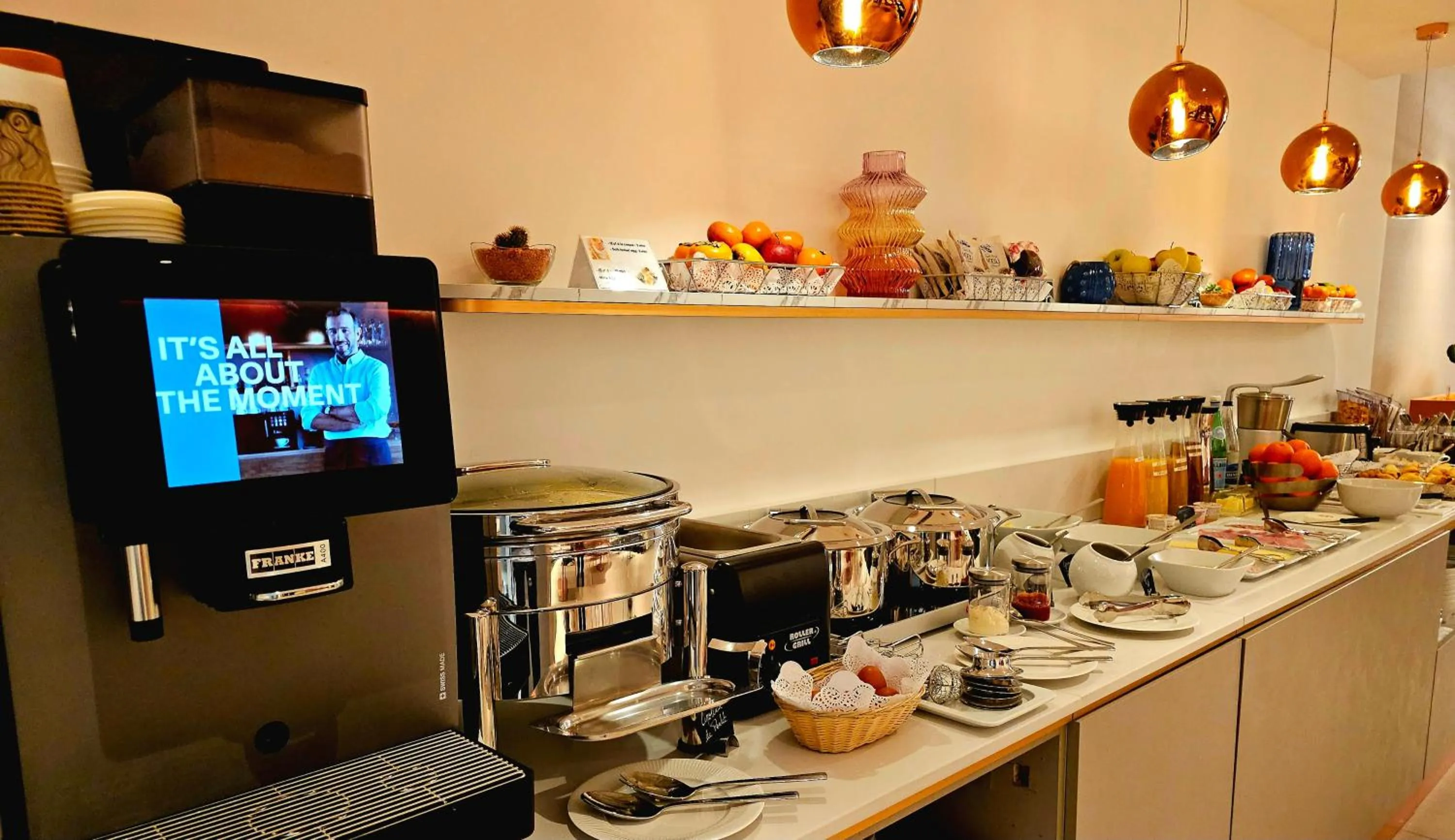 Breakfast in Aparthotel Adagio Genève Mont-Blanc