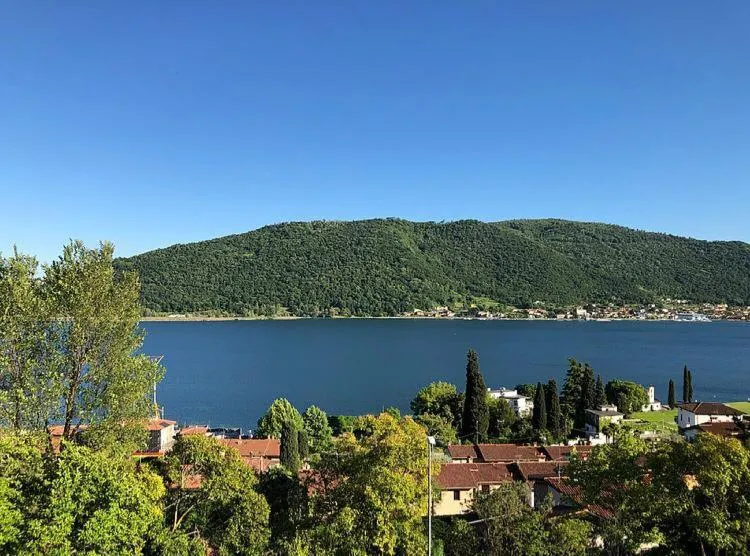 Natural landscape in Giuseppe B&B