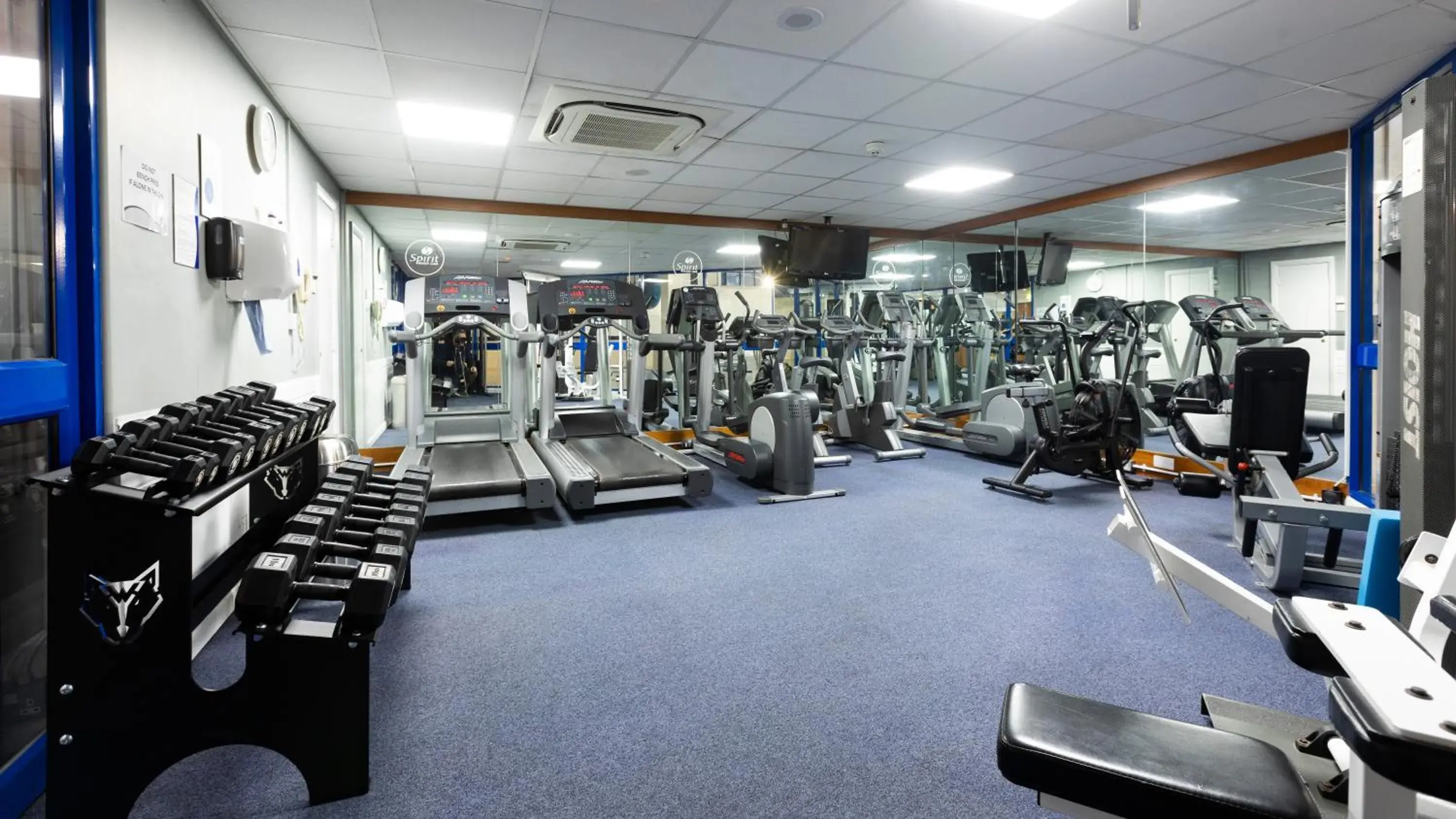 Fitness centre/facilities in Holiday Inn London Sutton by IHG Fitness centre/facilities in Holiday Inn London Sutton by IHG
