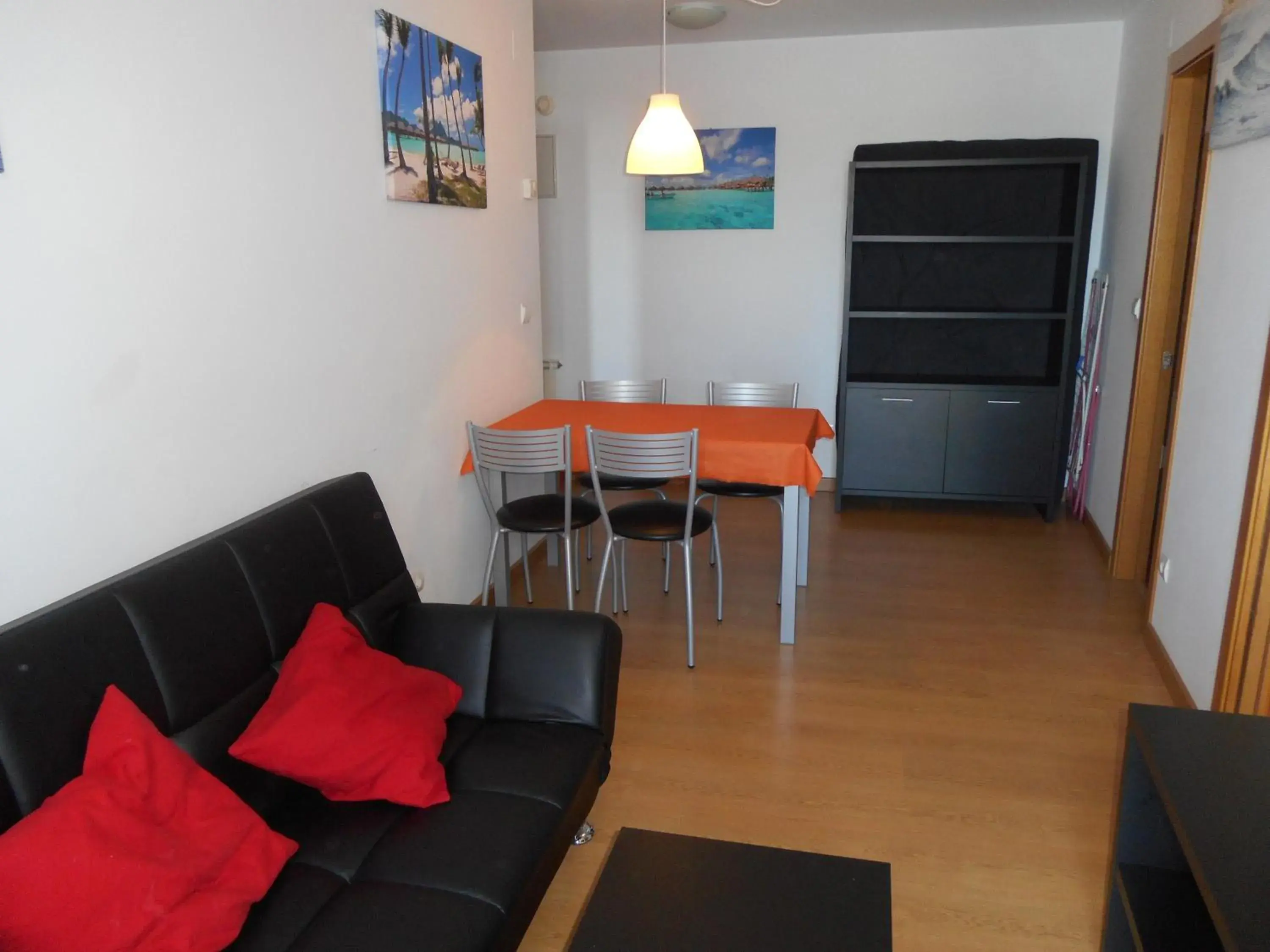 One-Bedroom Apartment with Bay View (2 Adults) in Apartamentos Bahía de Boó One-Bedroom Apartment with Bay View (2 Adults) in Apartamentos Bahía de Boó