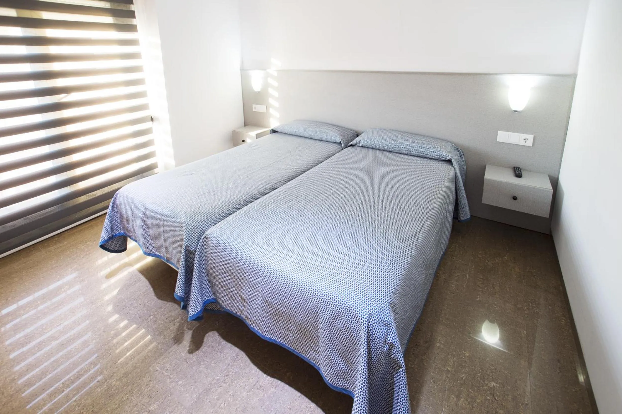 Photo of the whole room, Bed in Hostal Drassanes